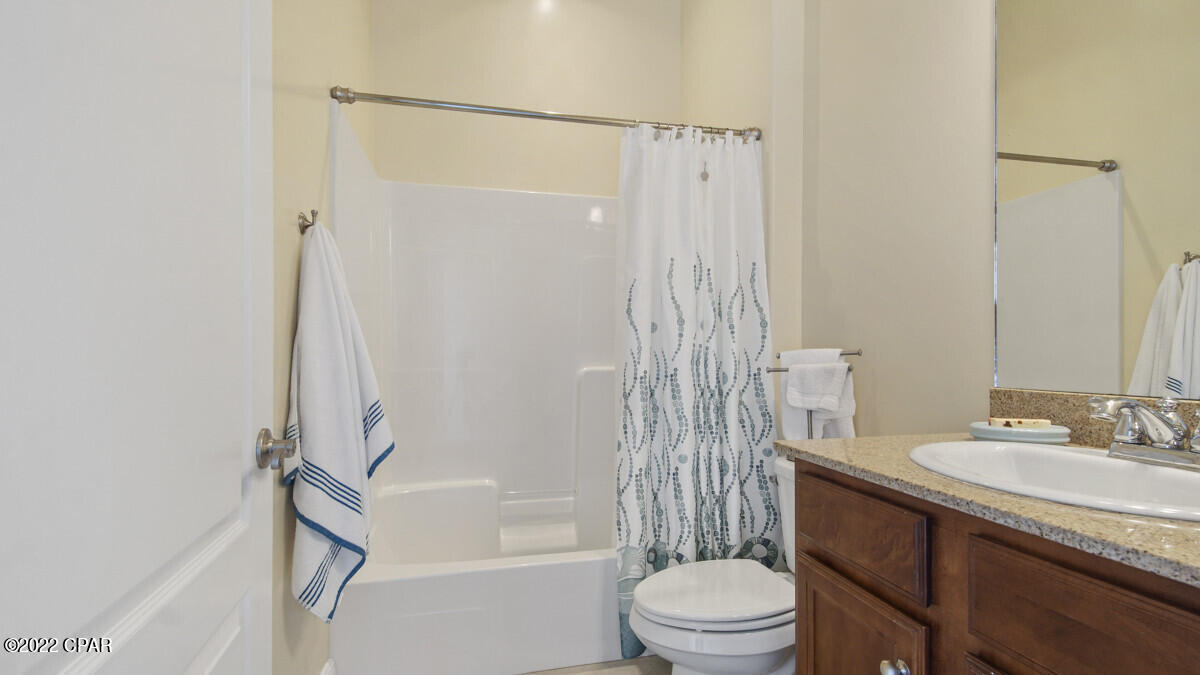 Kirkland Manor - Residential