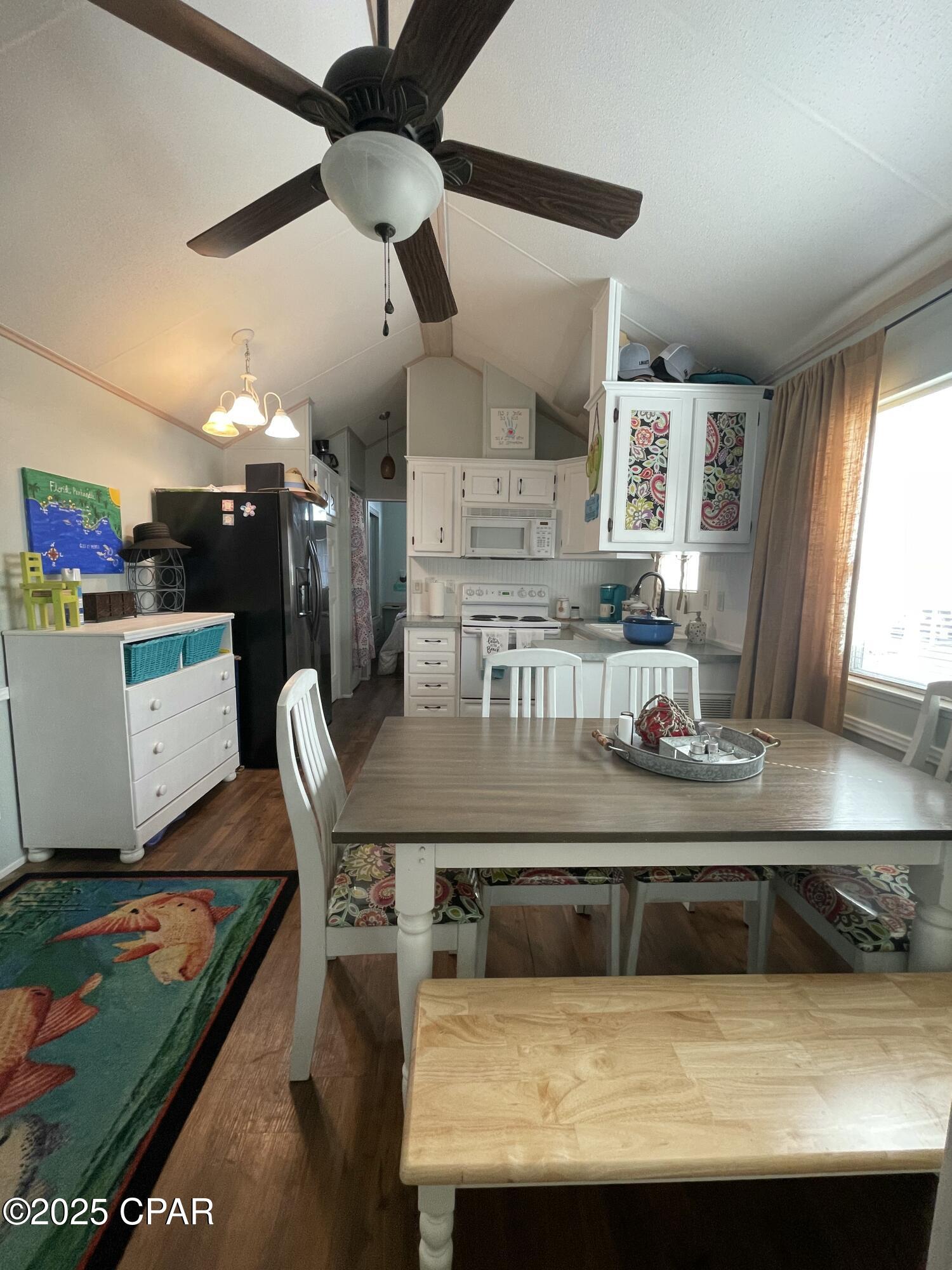 Emerald Pointe Resort - Residential