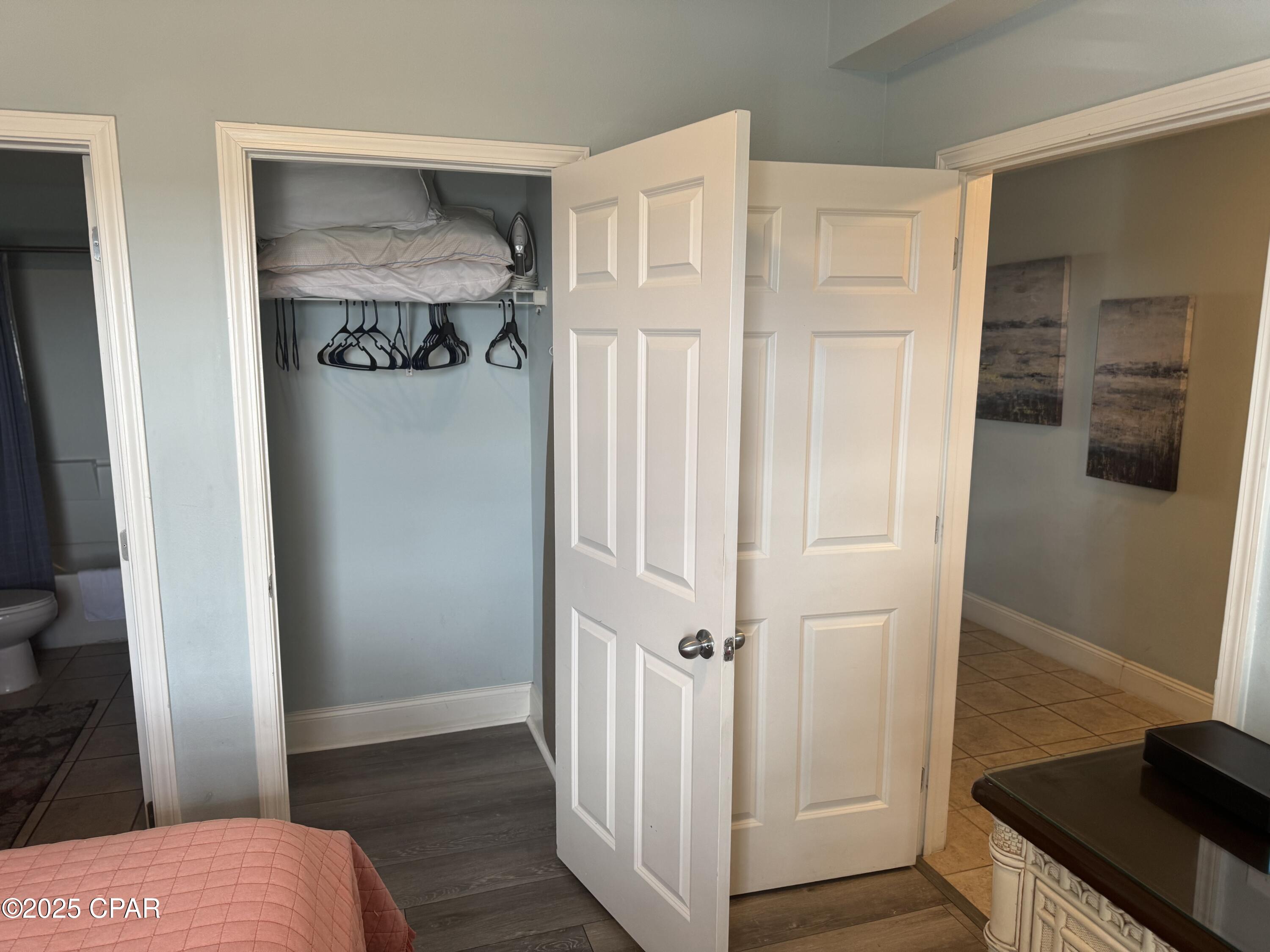 Laketown Wharf - Residential