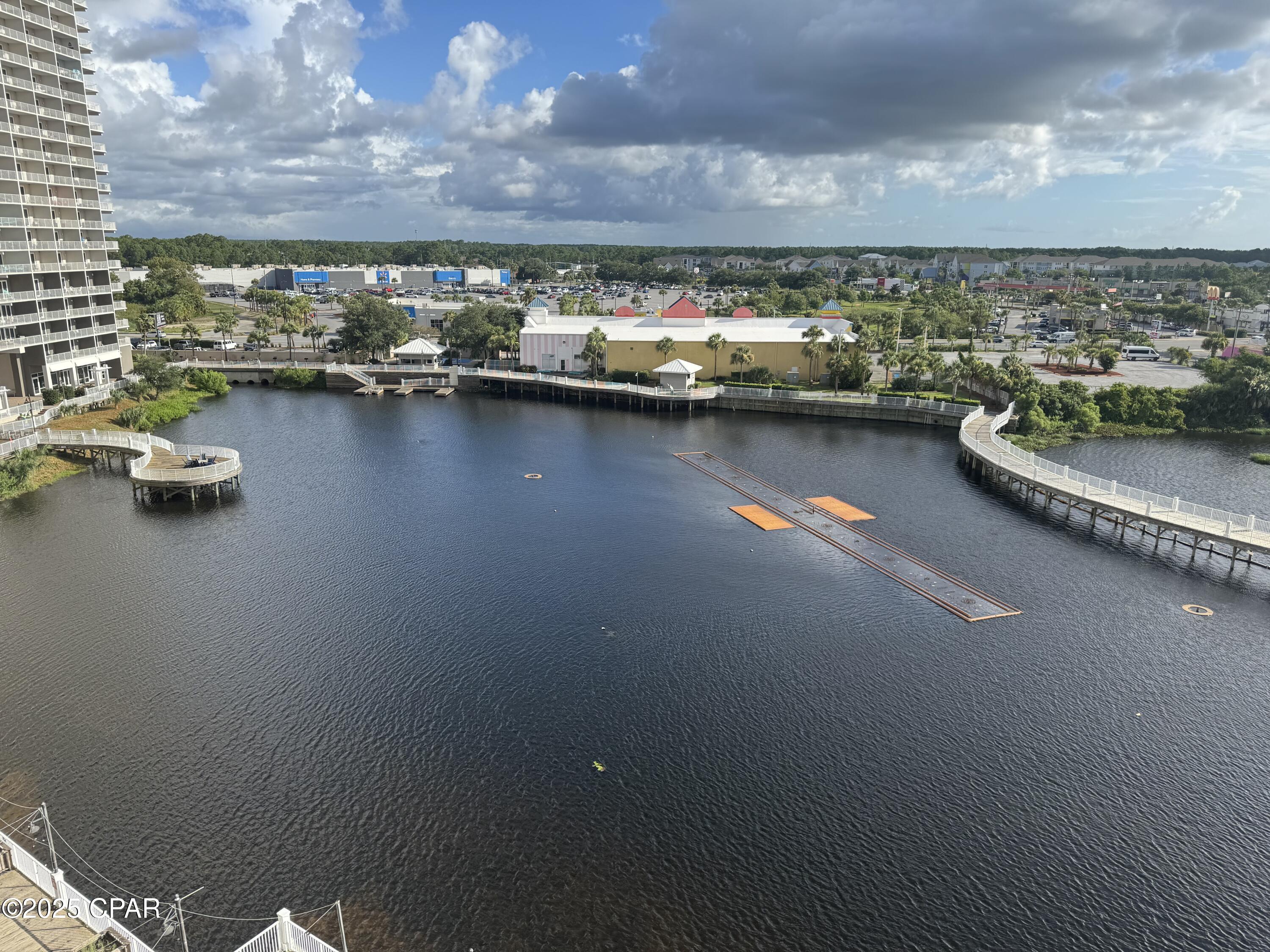 Laketown Wharf - Residential