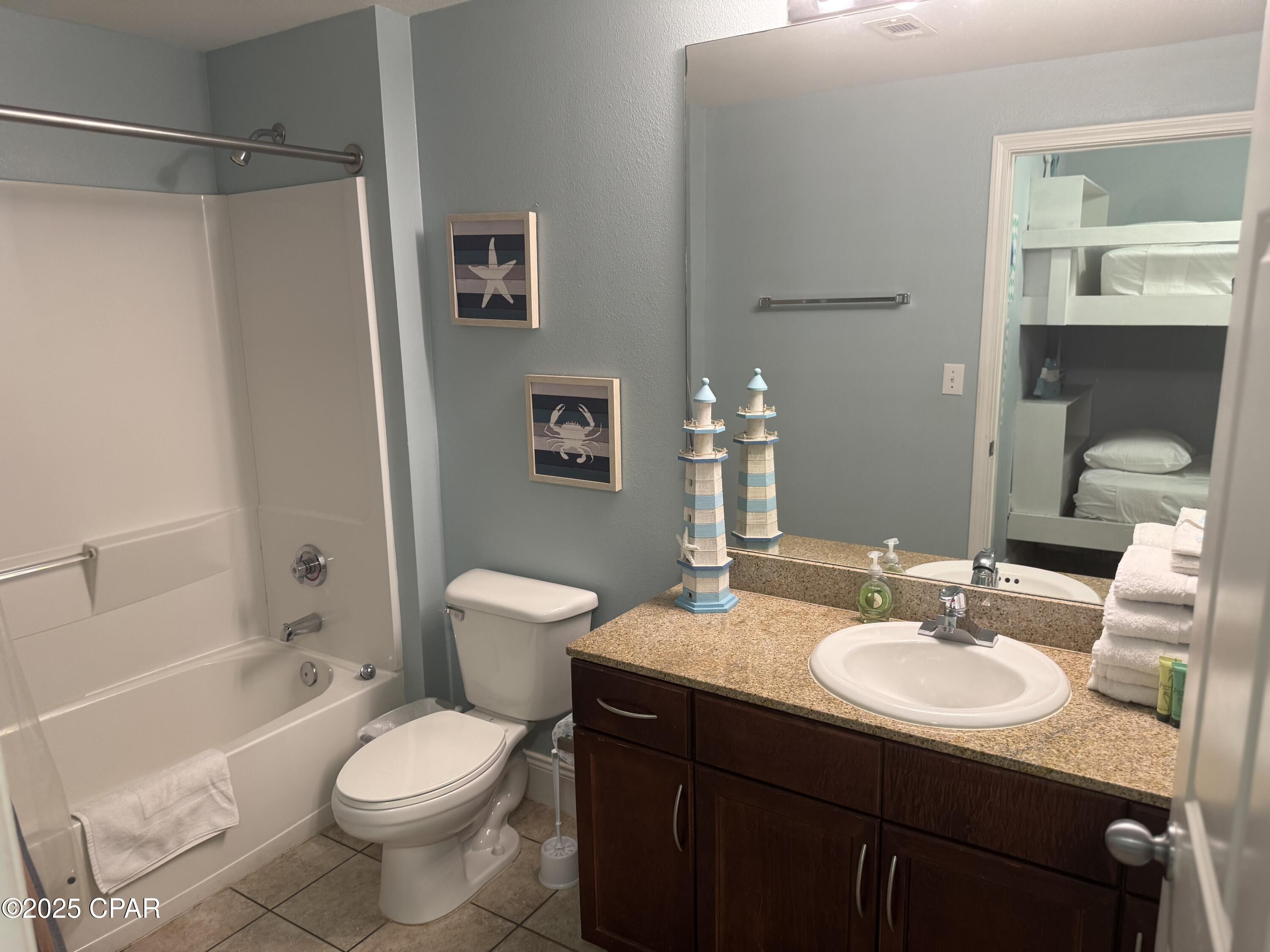 Laketown Wharf - Residential