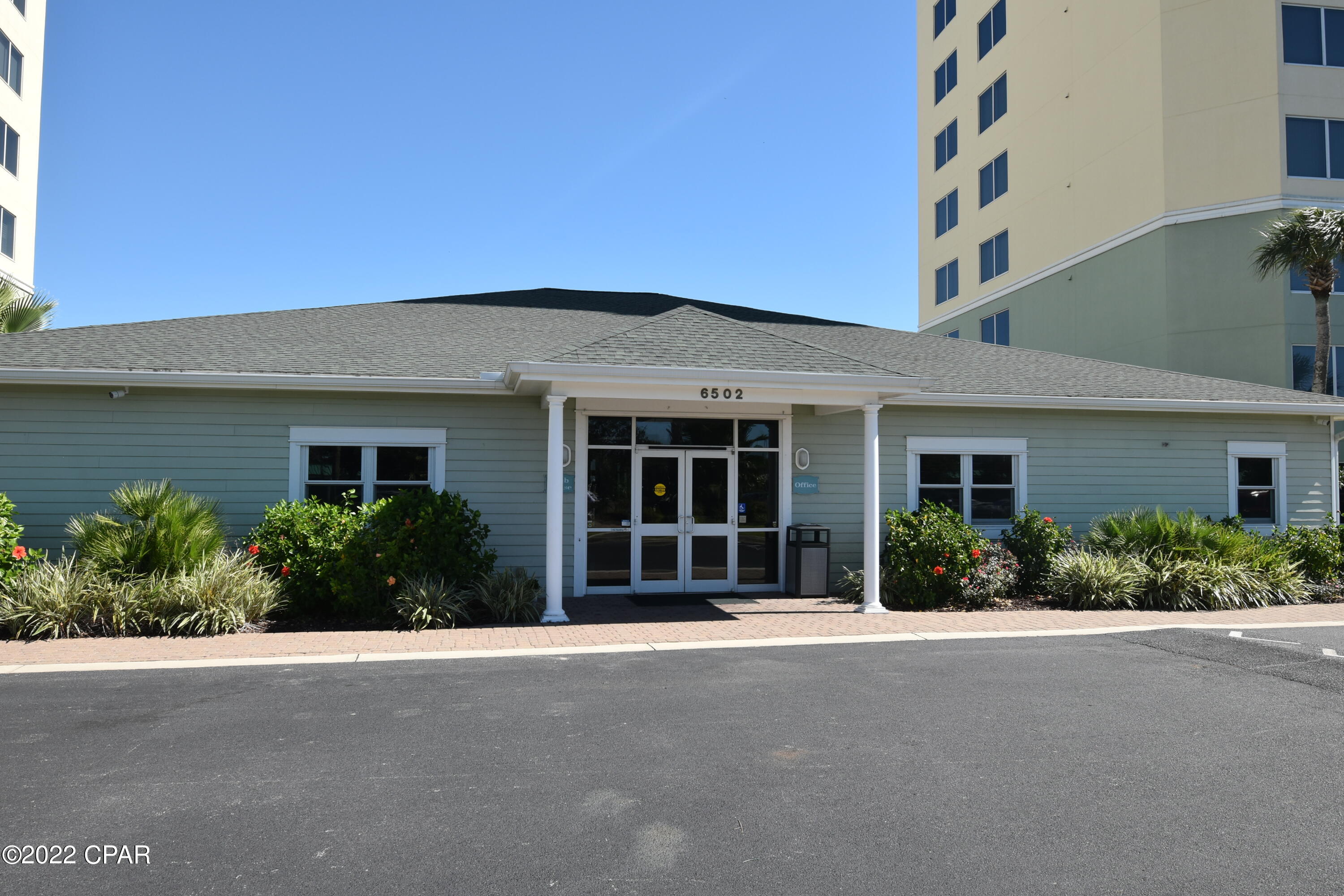 Hibiscus By The Bay - Residential