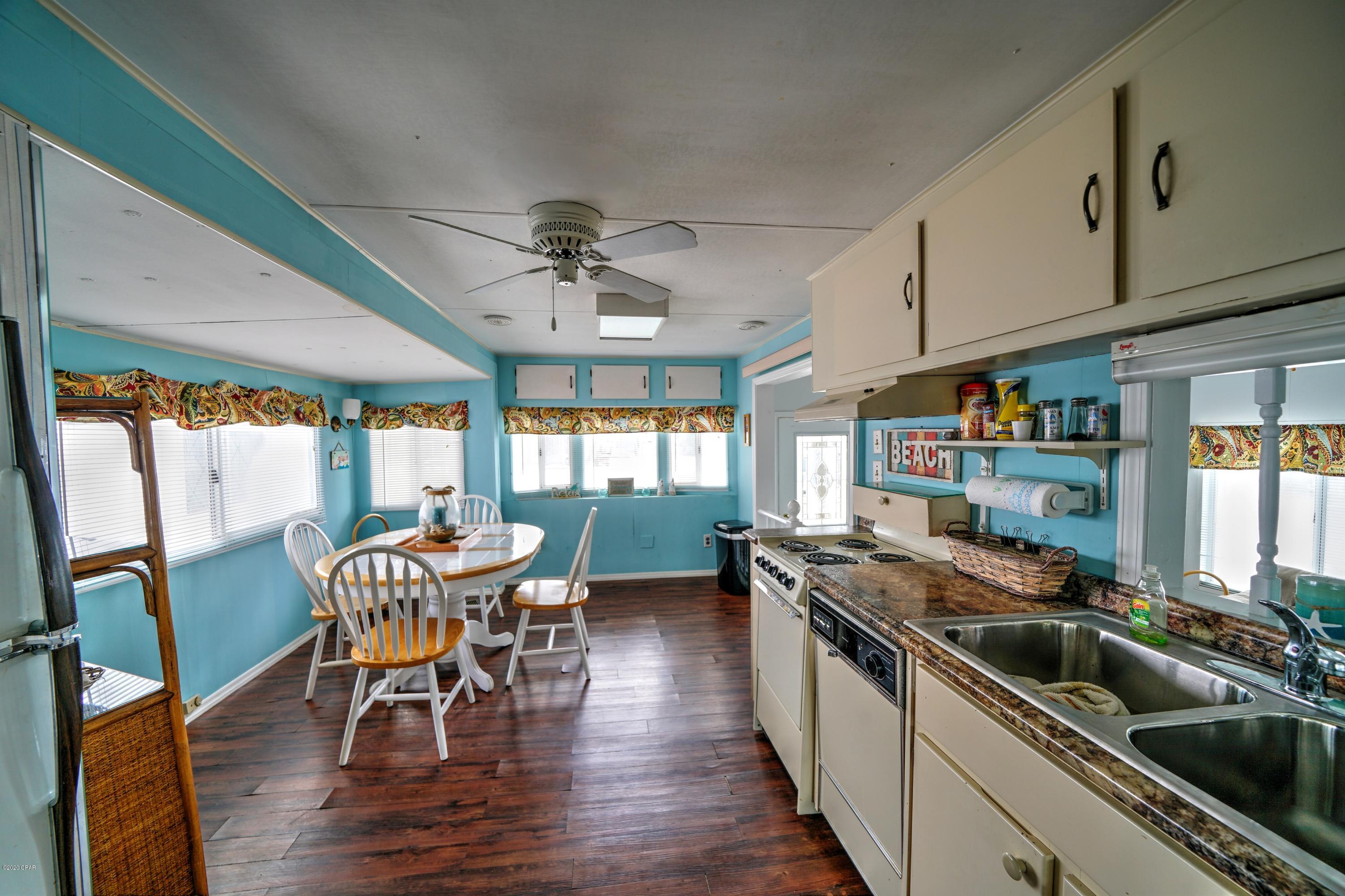 Venture Out Travel Trail - Residential