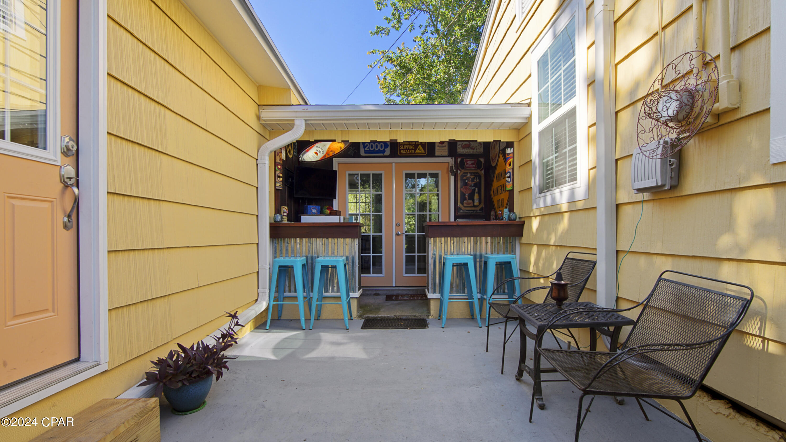 Cove Terrace - Residential