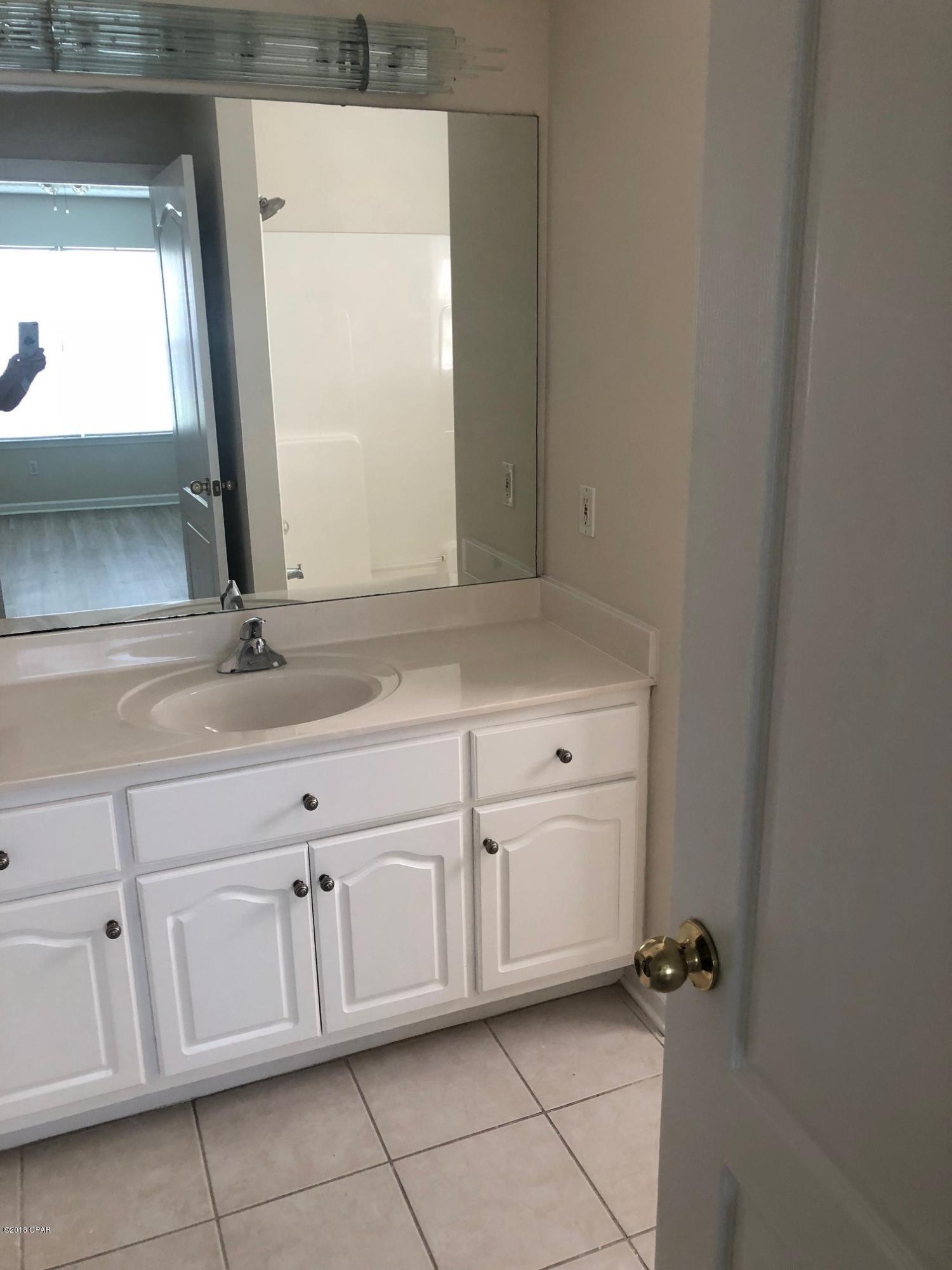 Fernwood Park - Residential Lease