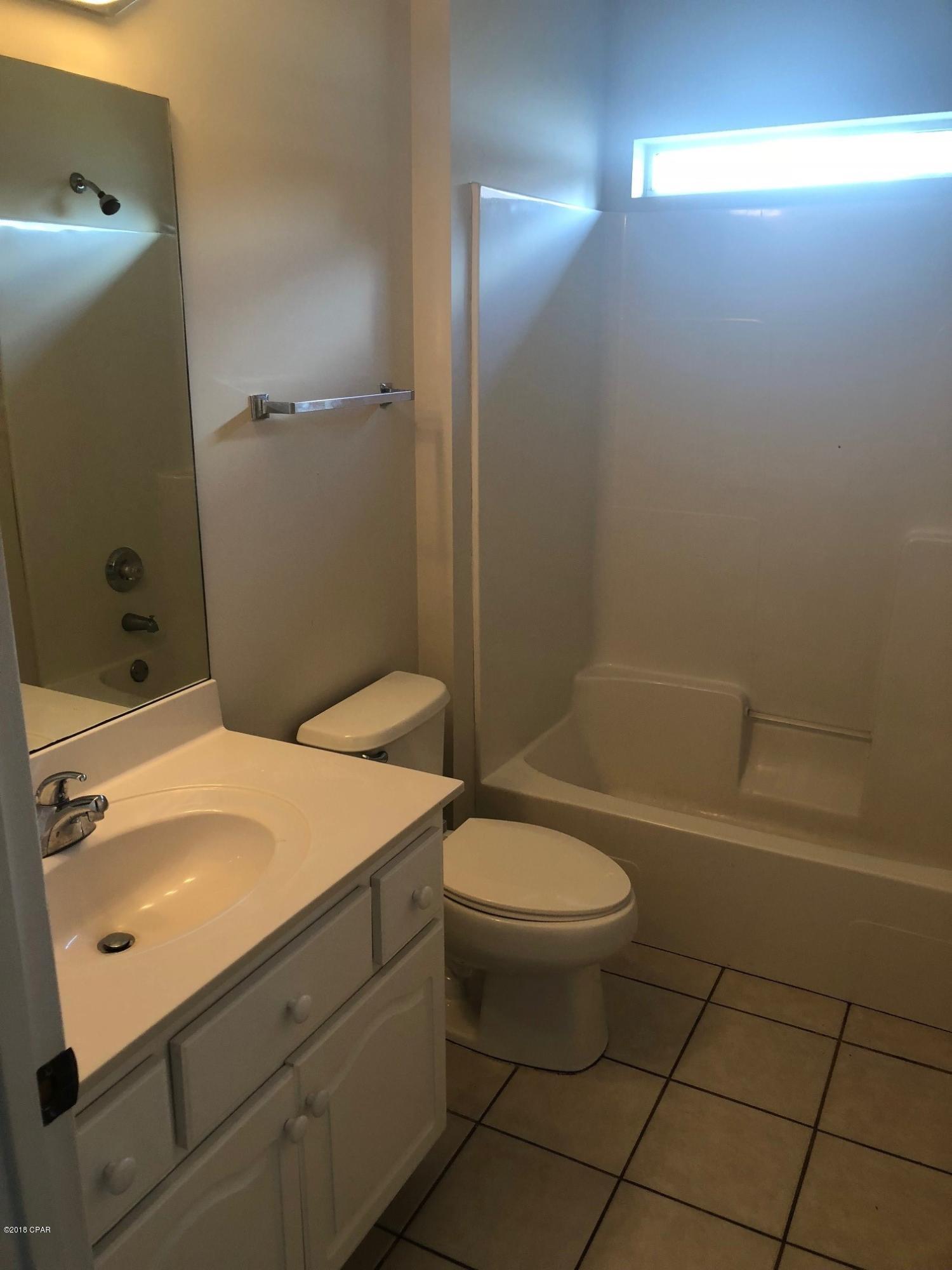 Fernwood Park - Residential Lease