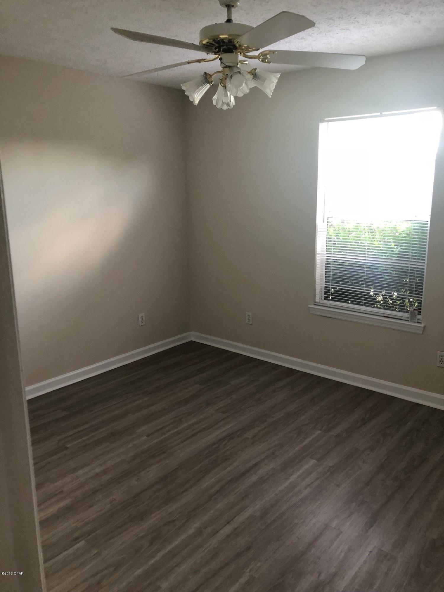 Fernwood Park - Residential Lease