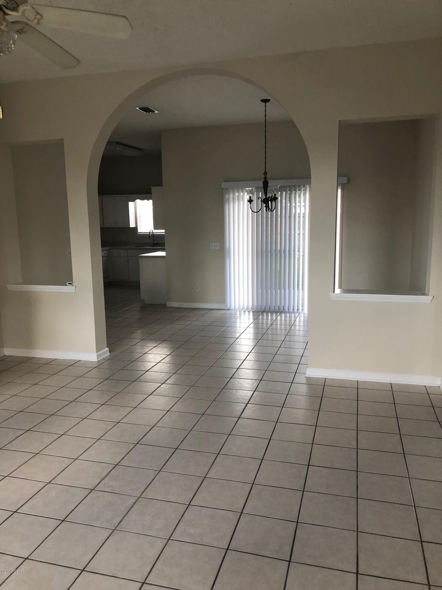 Fernwood Park - Residential Lease