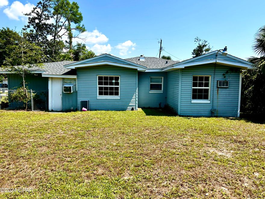 Seller eager to sell! Prime investment opportunity! Charming two-bedroom, one-bathroom home with bonus room, large lot and spacious garage. Ideal location near the Bay and Tyndall Air Force Base. Survey available! Great potential for comfortable living or rental income.