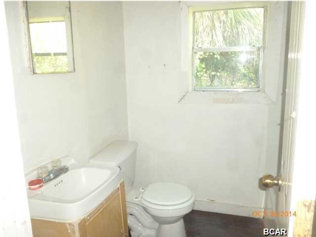 Pine View Add. Unrec - Residential