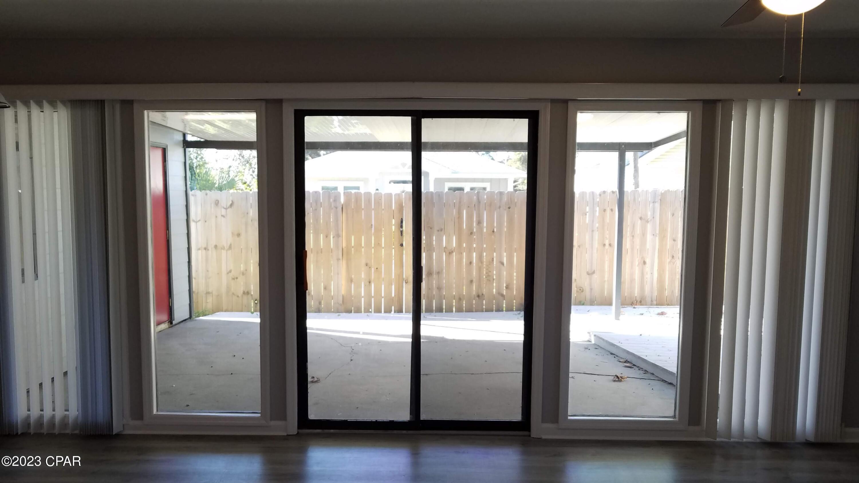 [No Recorded Subdiv] - Residential Lease