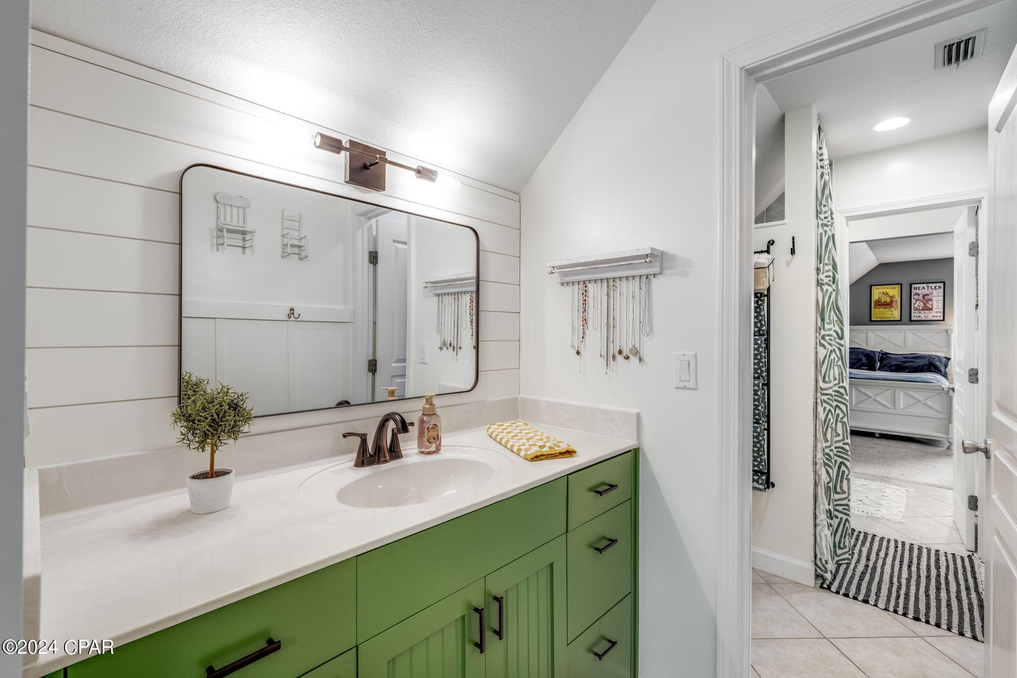 Colony Club Hrbr Ph 2 - Residential