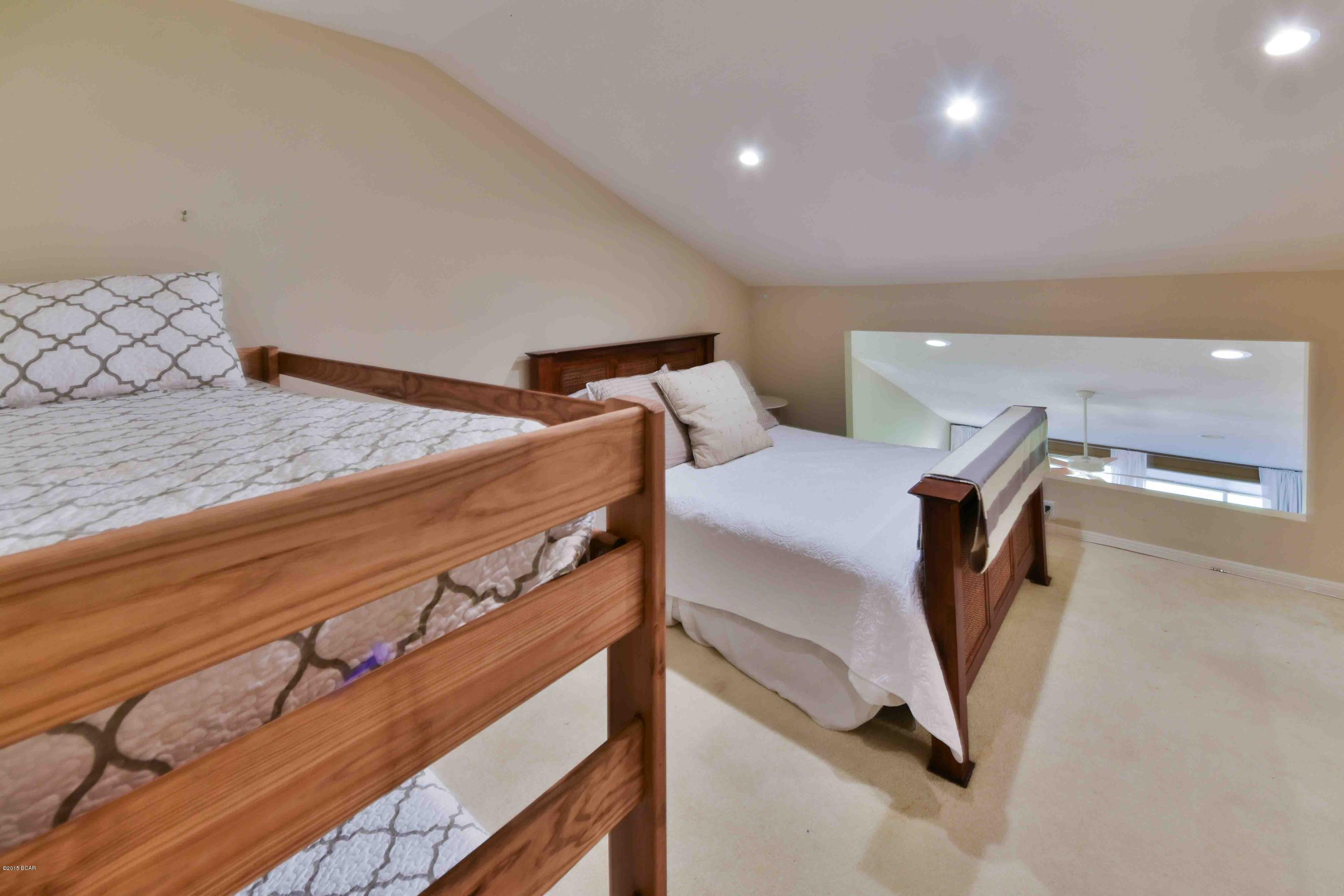 Bay Point Harbour Villas - Residential