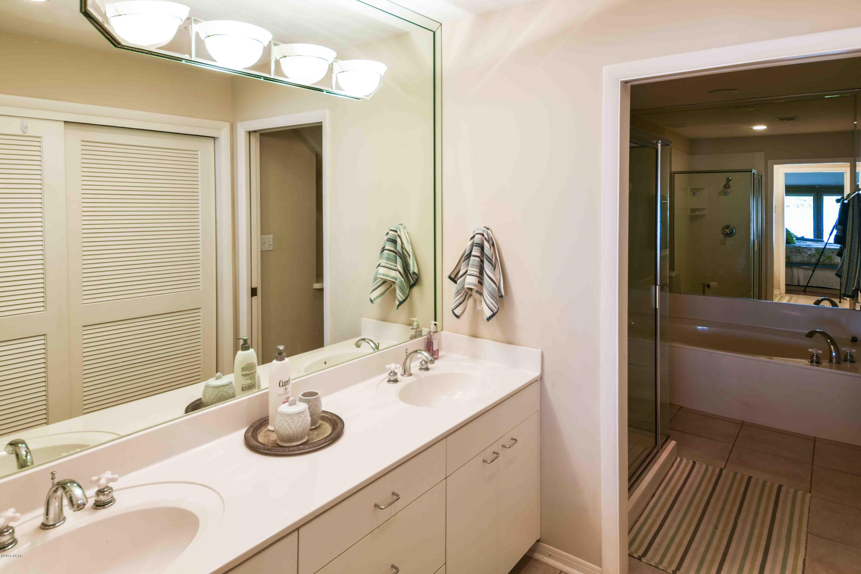 Bay Point Harbour Villas - Residential