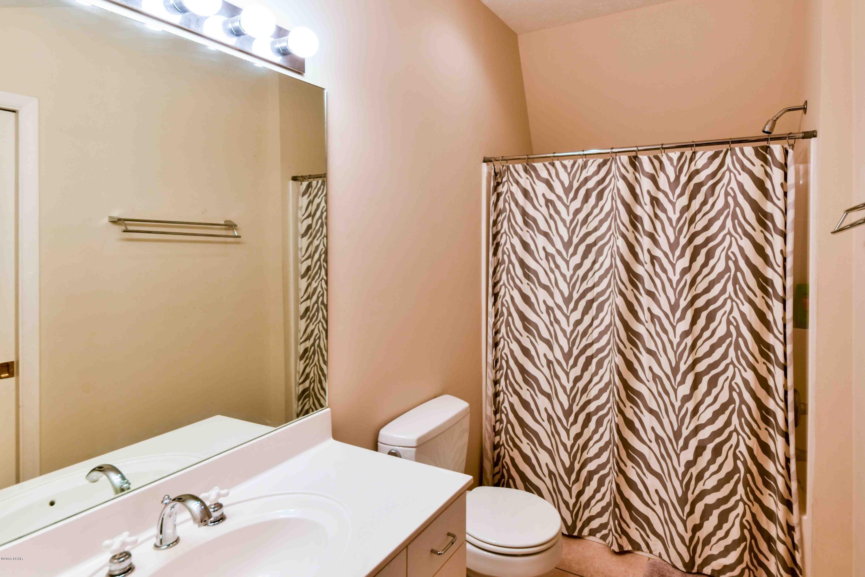 Bay Point Harbour Villas - Residential