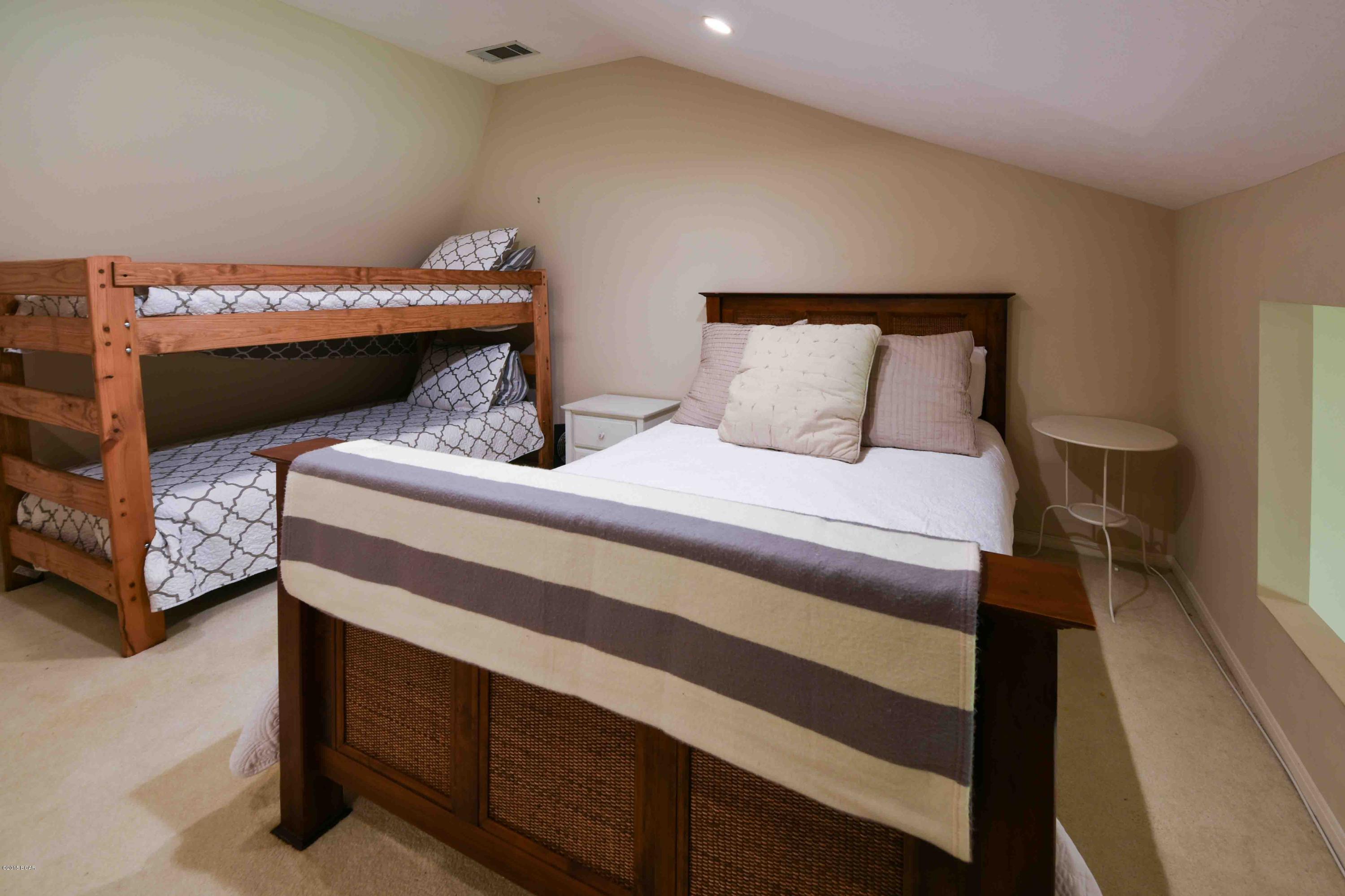 Bay Point Harbour Villas - Residential