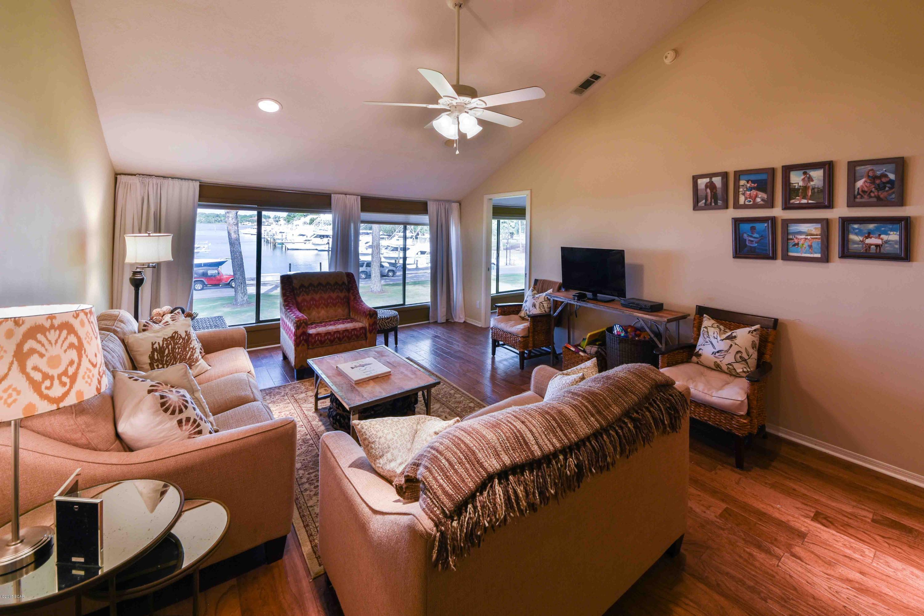 Bay Point Harbour Villas - Residential