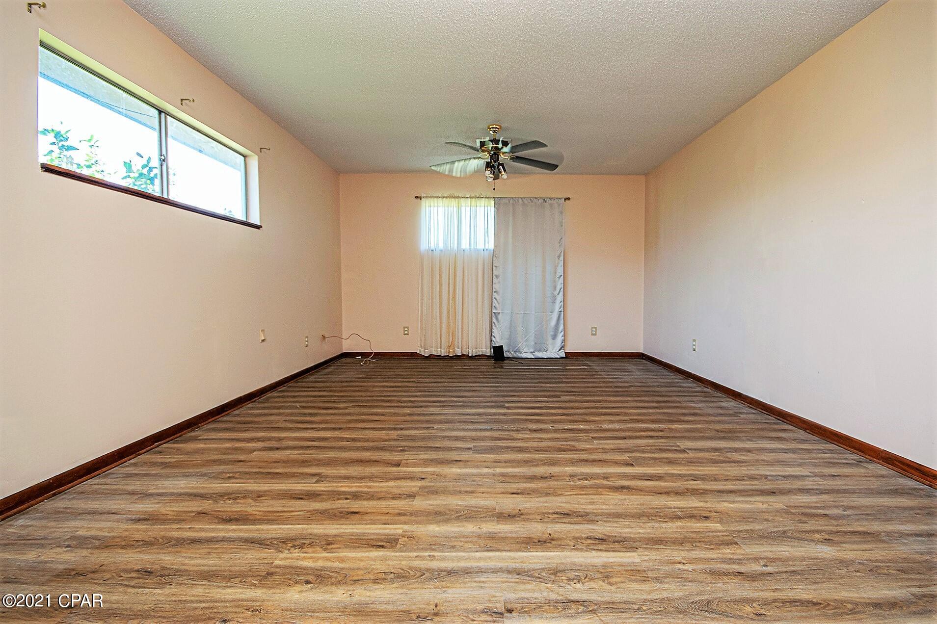 College Point 2nd Add - Residential