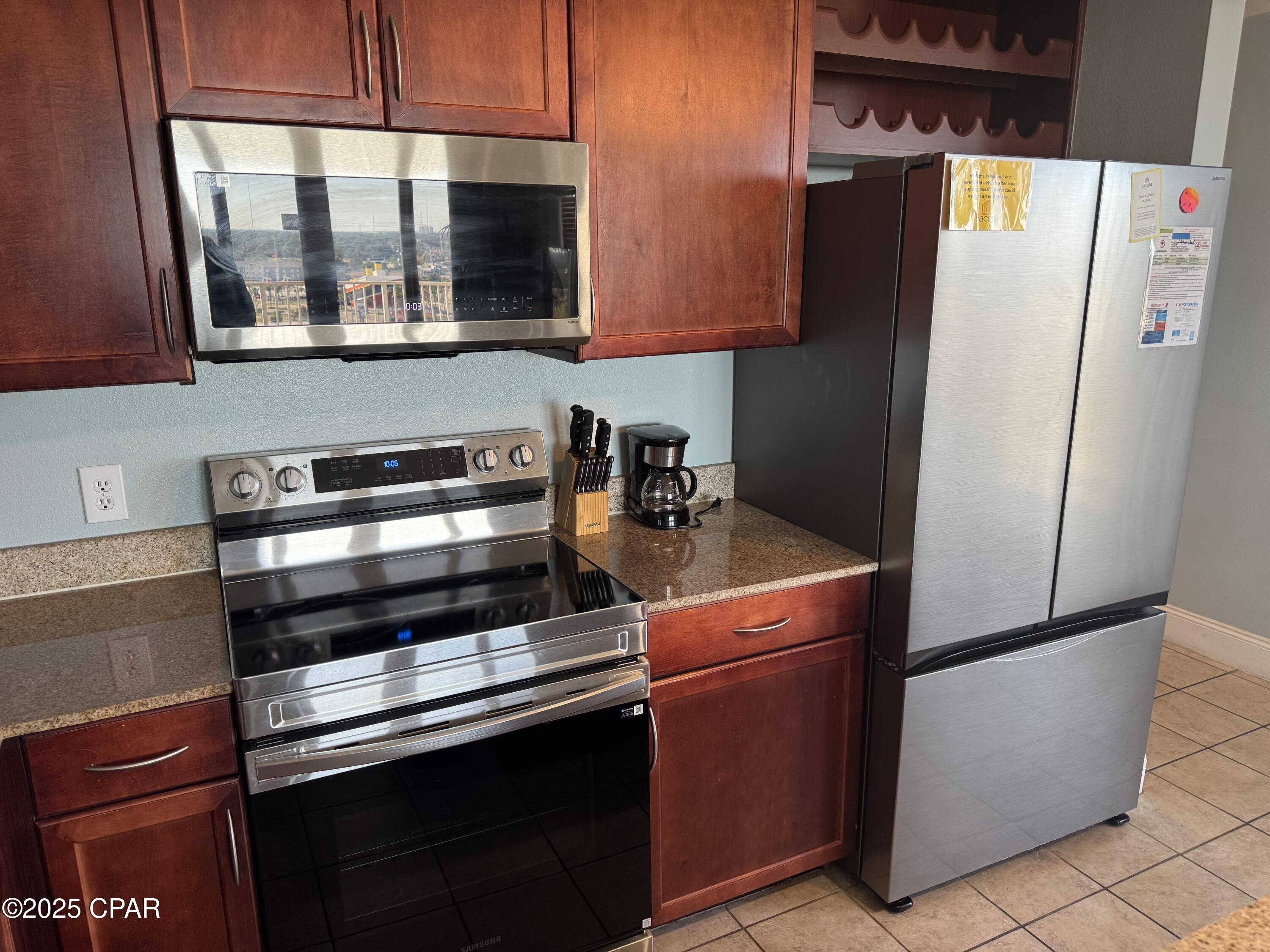 Laketown Wharf - Residential