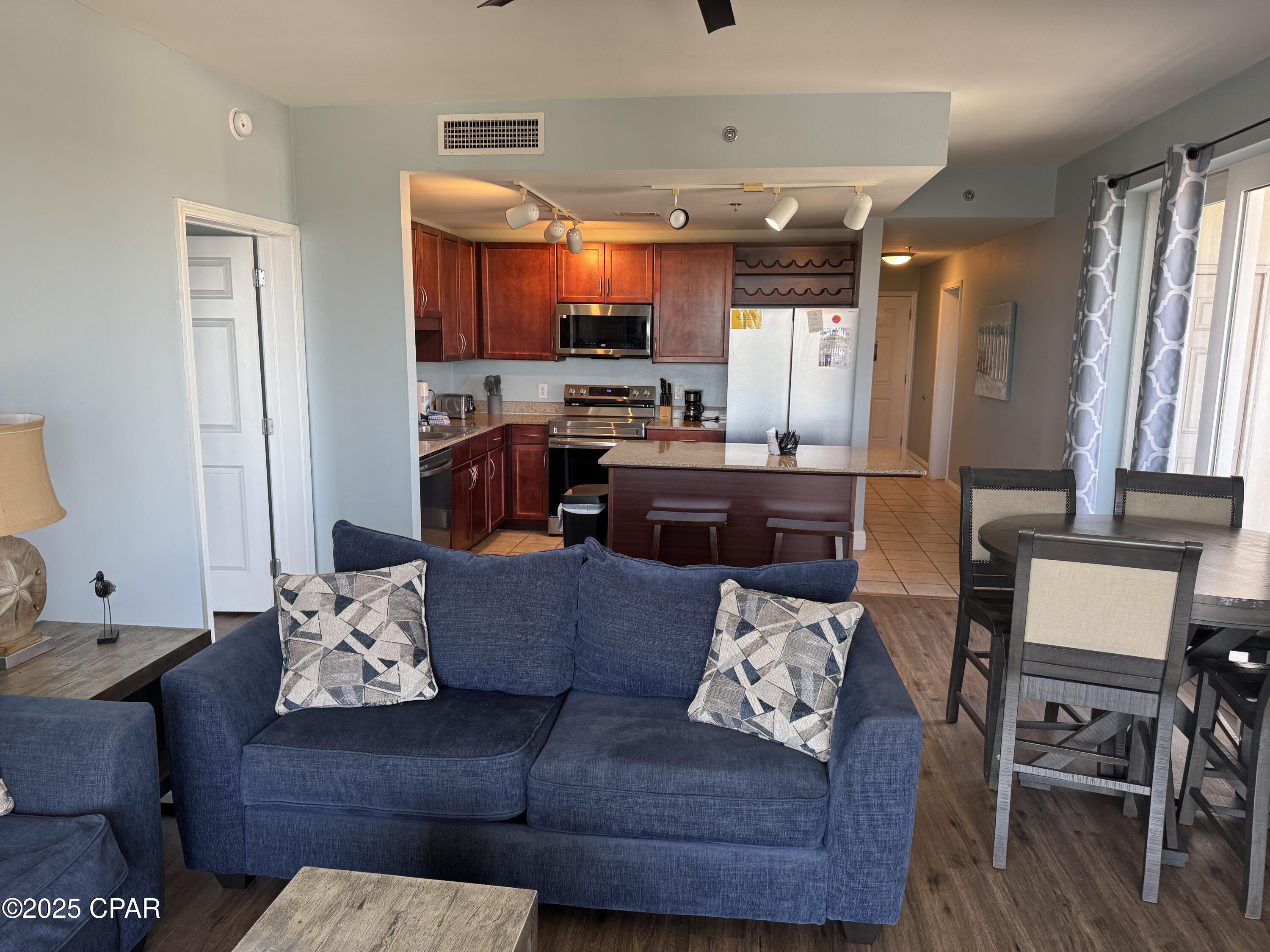 Laketown Wharf - Residential