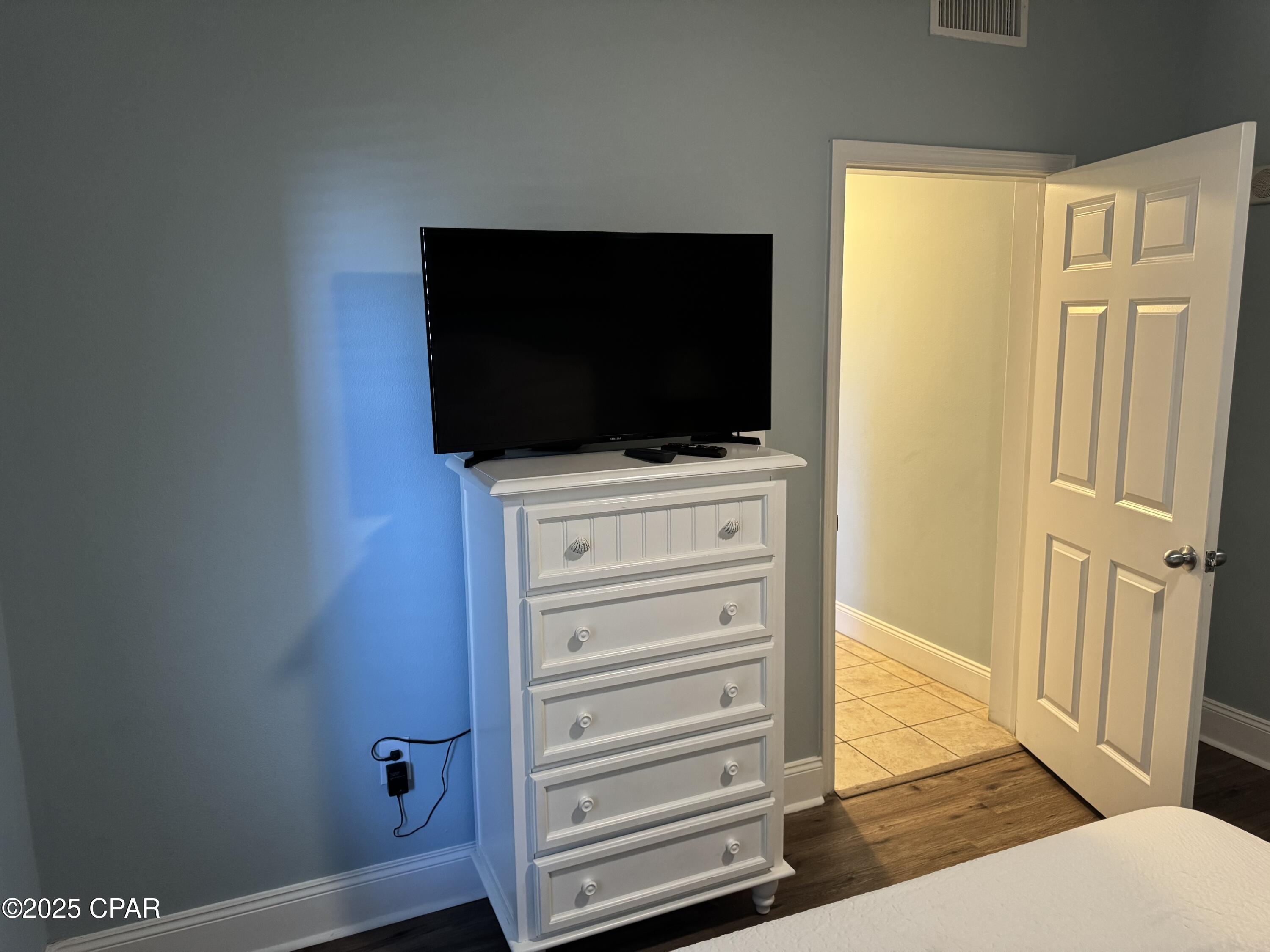 Laketown Wharf - Residential