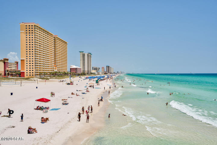 Breakfast Point - Residential