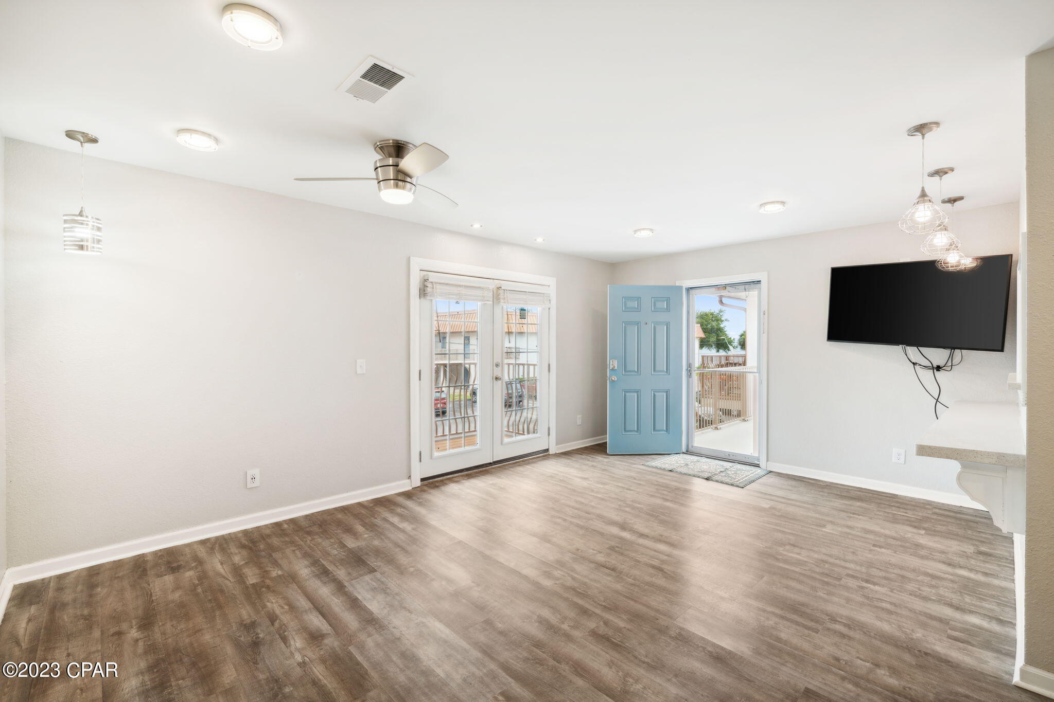 Landmark On St. Andrews Bay - Residential