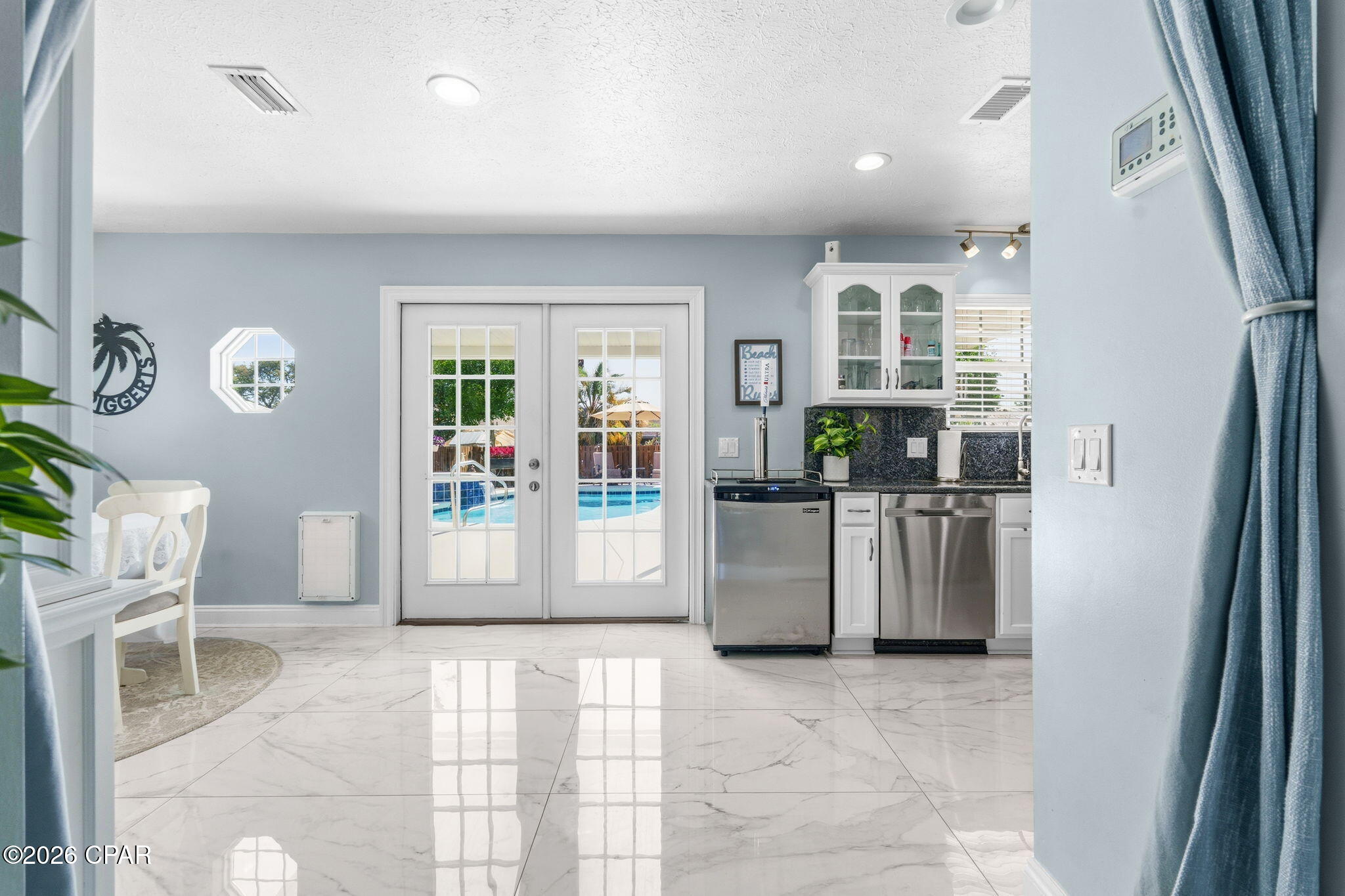 Bahama Beach - Residential