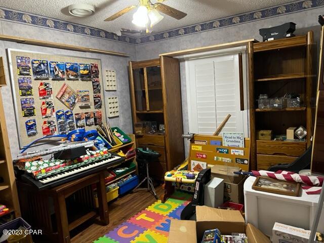 Sweetwater Village N Ph I - Residential