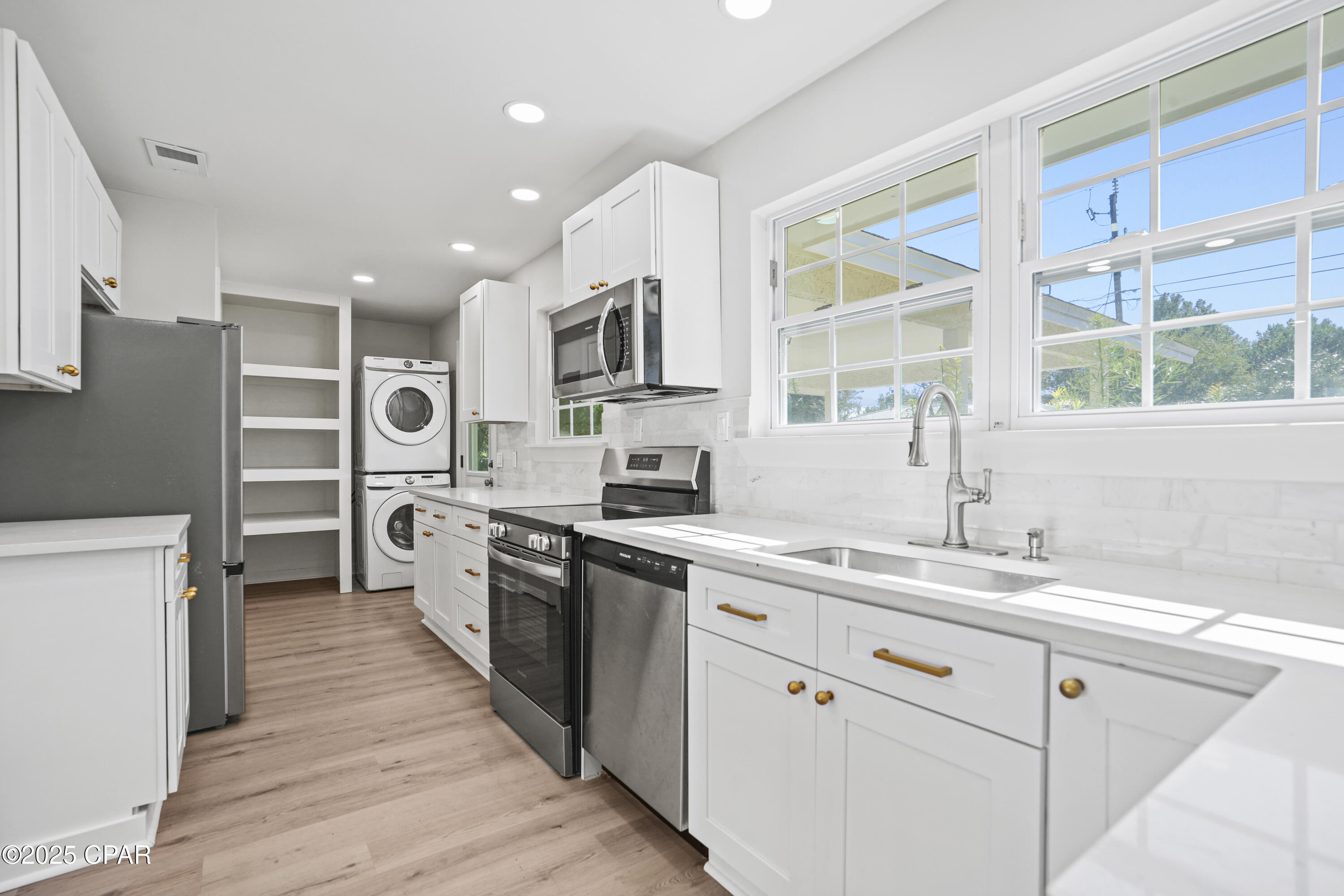 Riviera Beach 1st Add - Residential