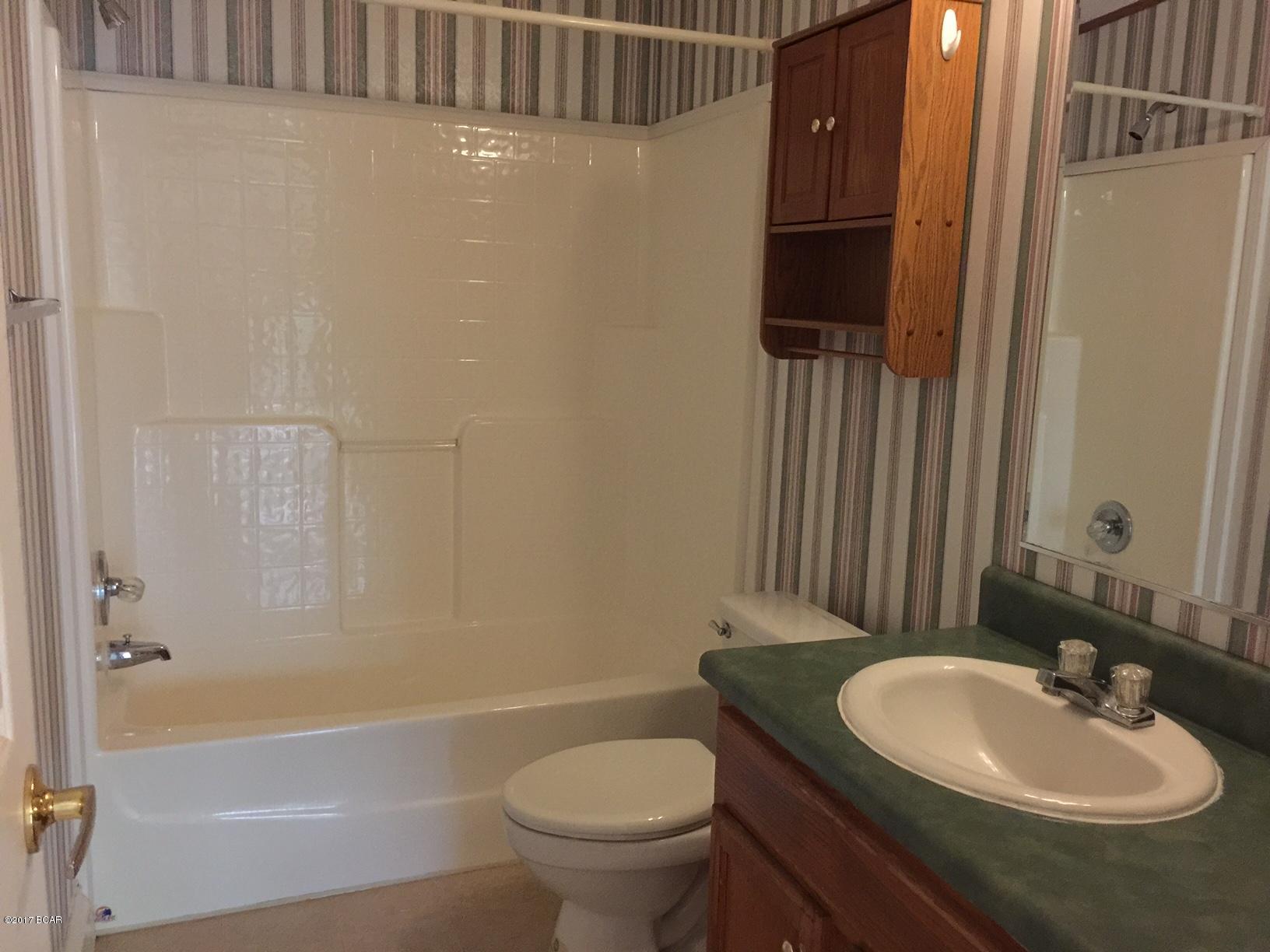 Leisure Lakes - Residential