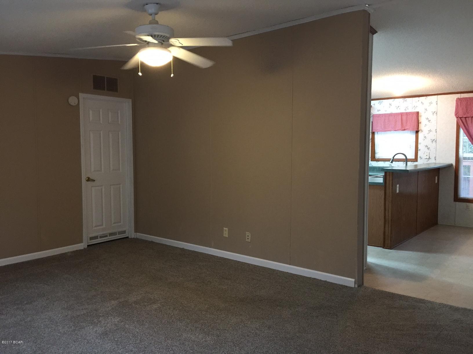 Leisure Lakes - Residential