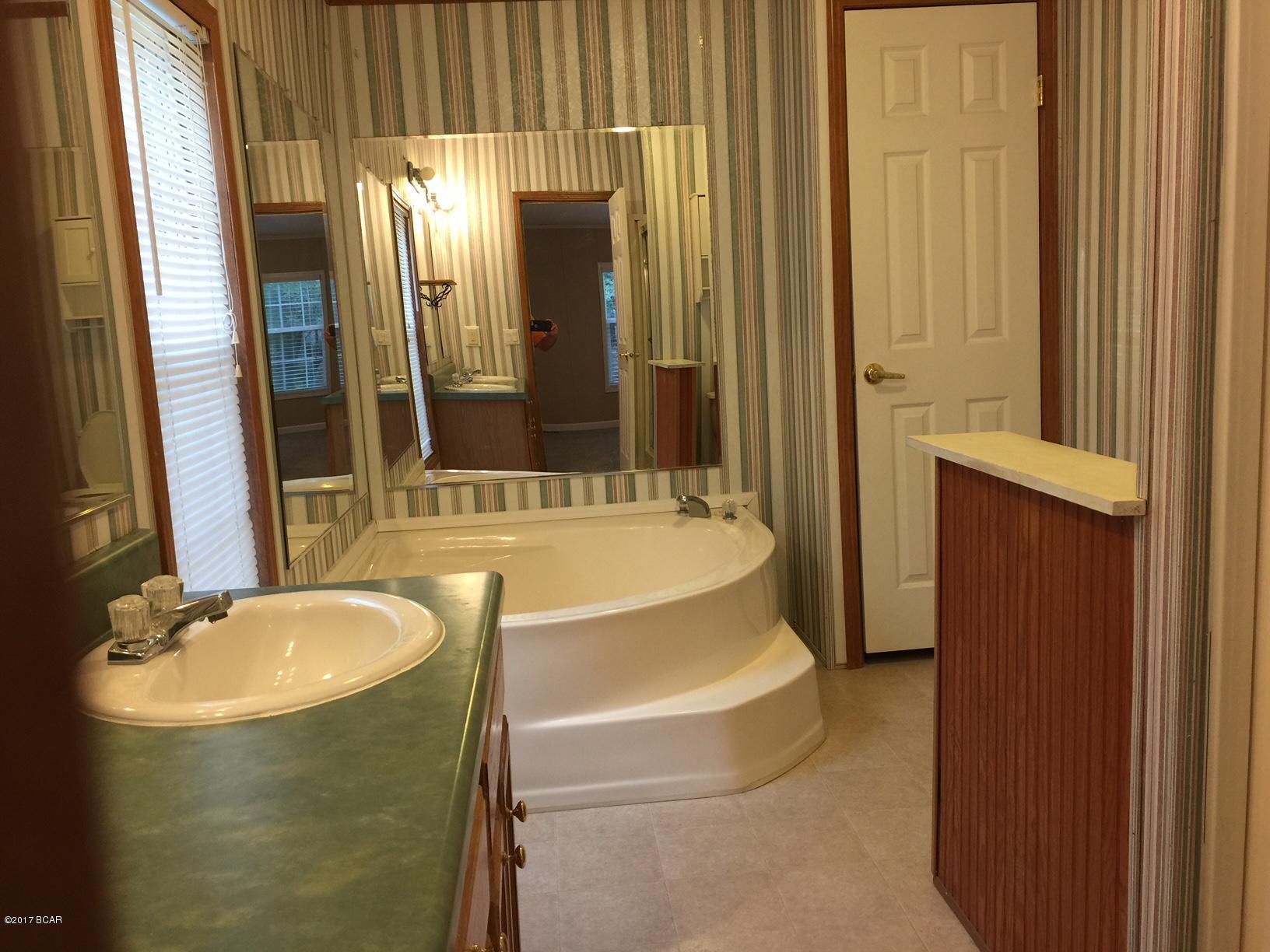 Leisure Lakes - Residential