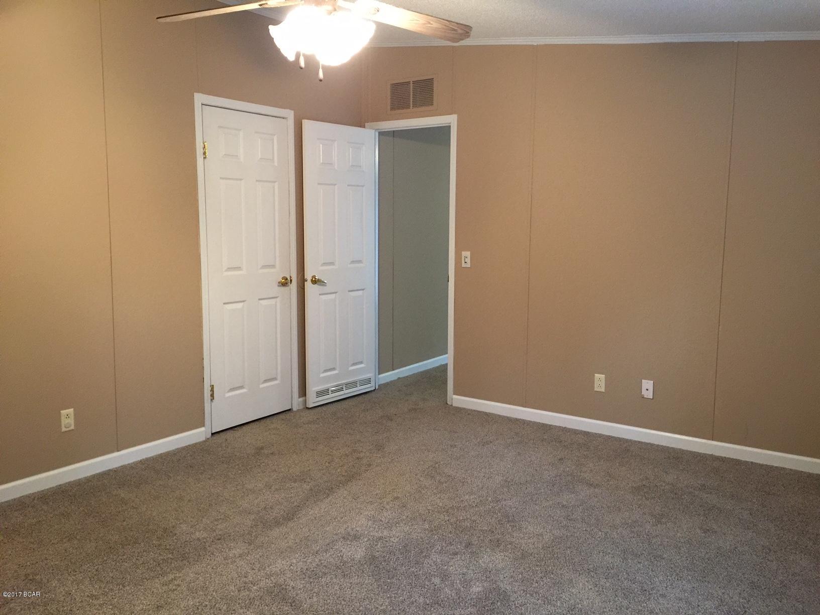 Leisure Lakes - Residential