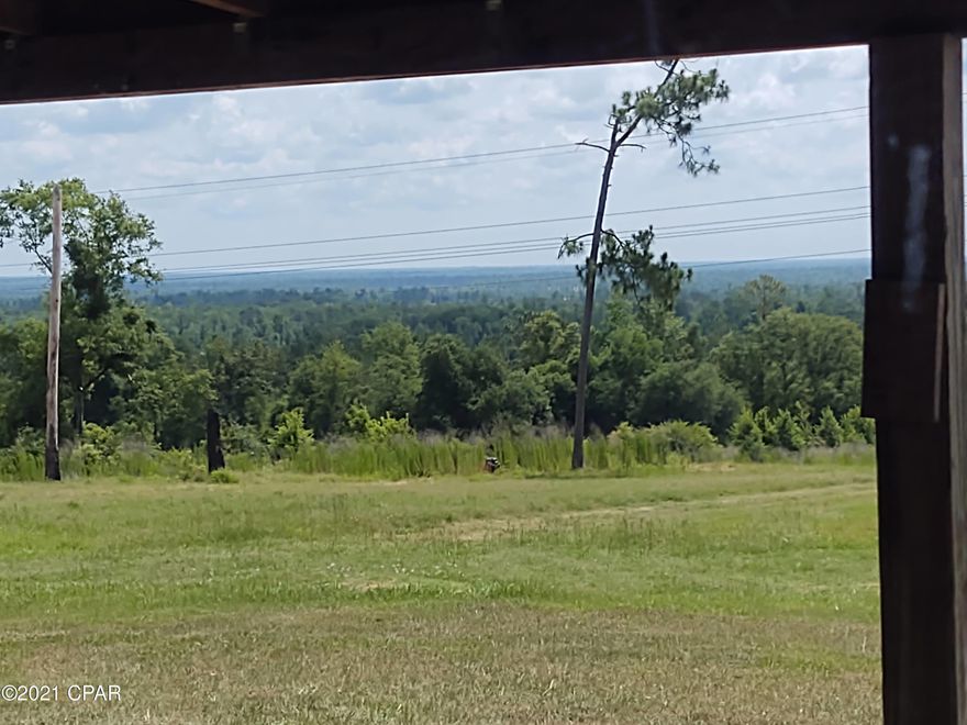 CURRENTLY UNDER CONTRACT, SELLER TAKING BACKUP OFFERS! Outstandingly beautiful 10 acres of established pasture located on the fourth highest land masses in Florida.  At an elevation of 314 ft MSL, this parcel has 270 degree views that remind you of living in the Smokey Mountains of TN.  From this parcel you can see for over 30 miles in any direction!  Very unusual property, and a ONE of KIND for the construction of your new home and ranch.  Don't miss it,!