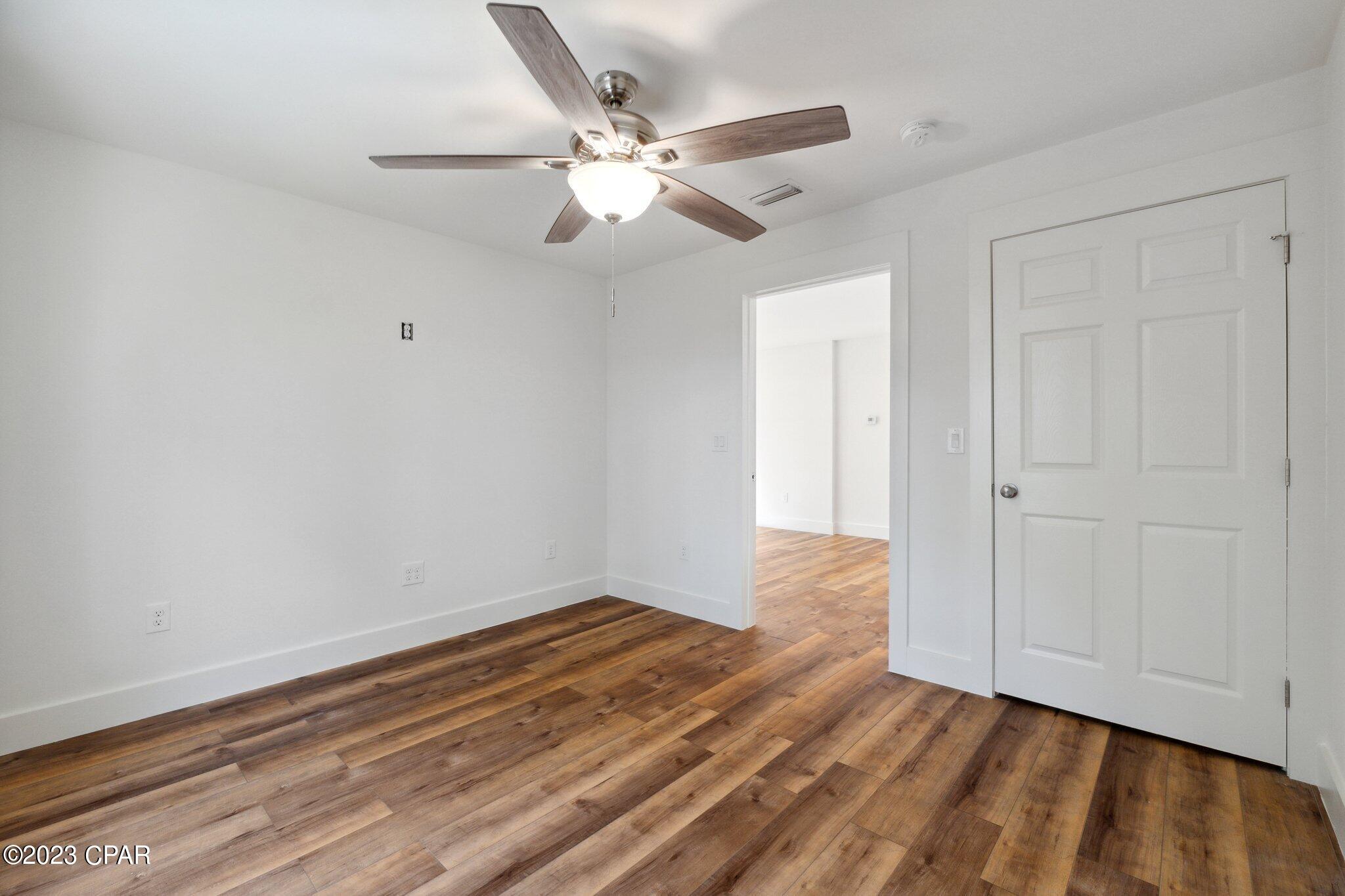 Rivercamps On Crooked Creek - Residential