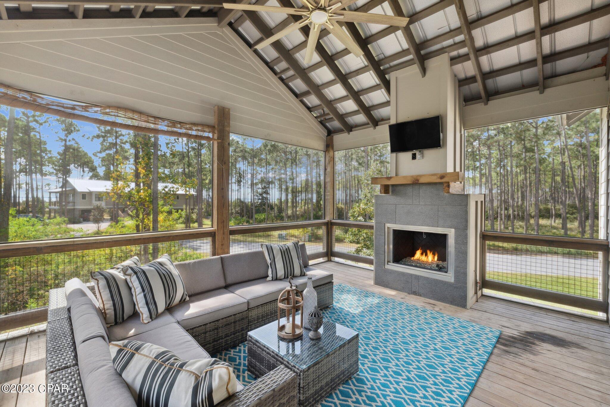 Rivercamps On Crooked Creek - Residential