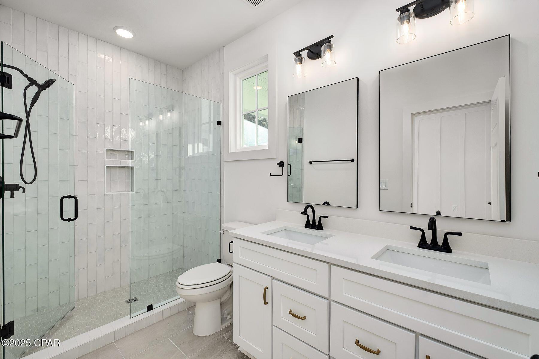 Laguna Beach 8th Add - Residential