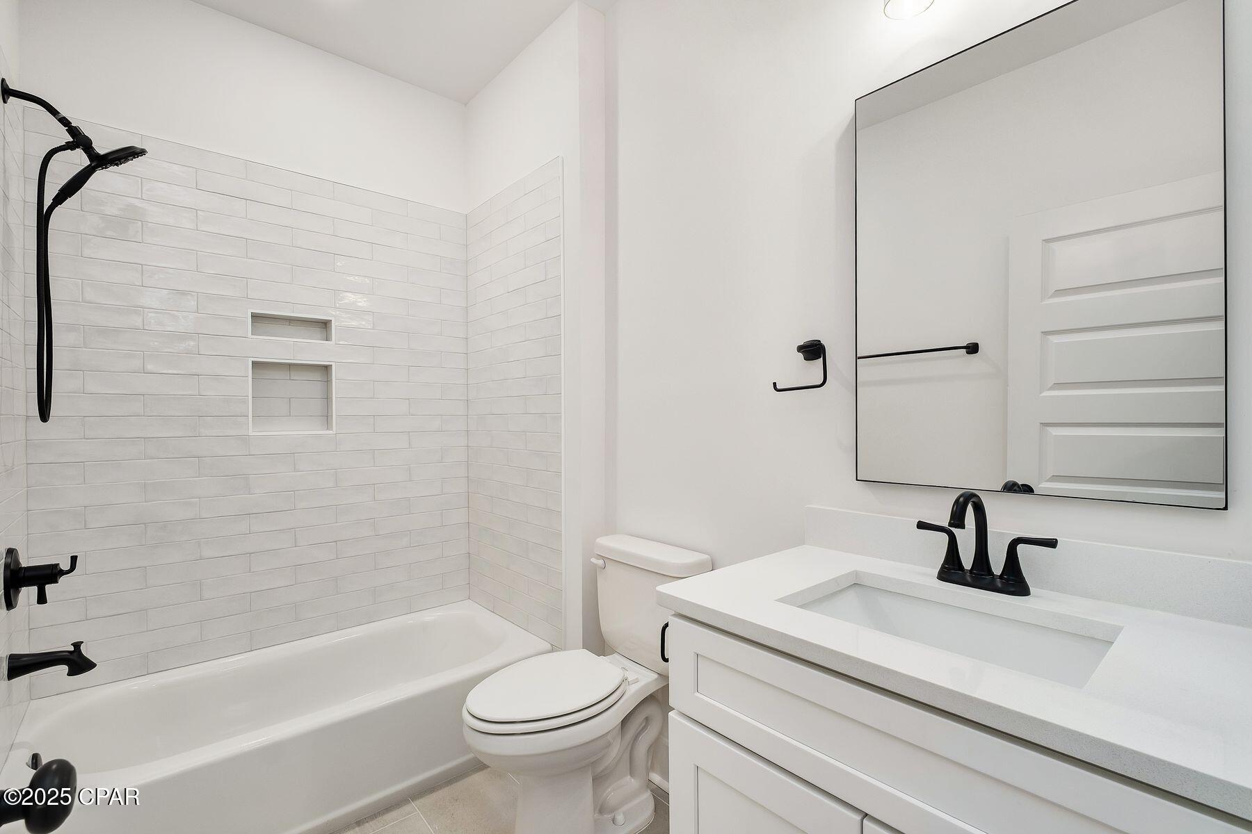 Laguna Beach 8th Add - Residential