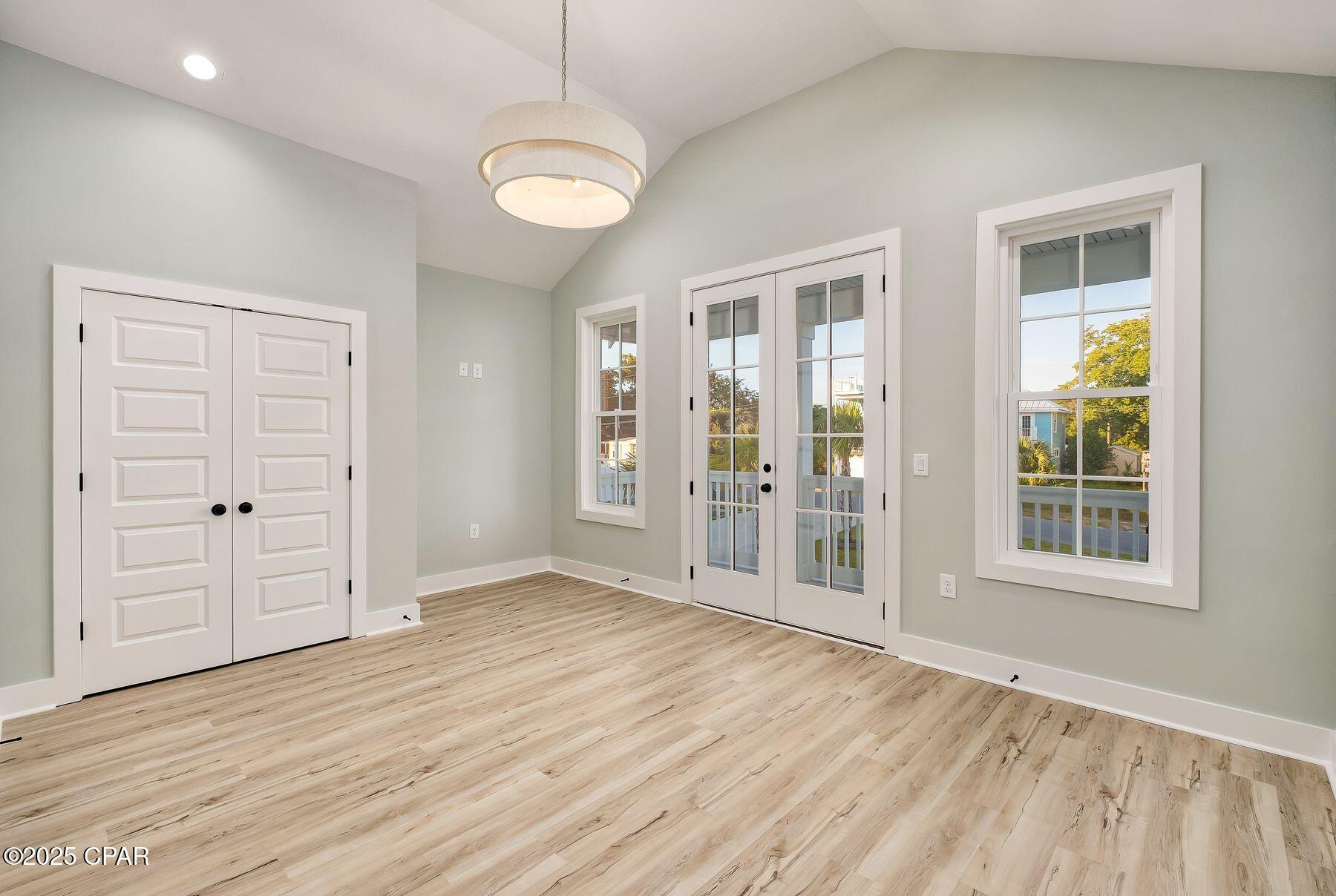 Laguna Beach 8th Add - Residential