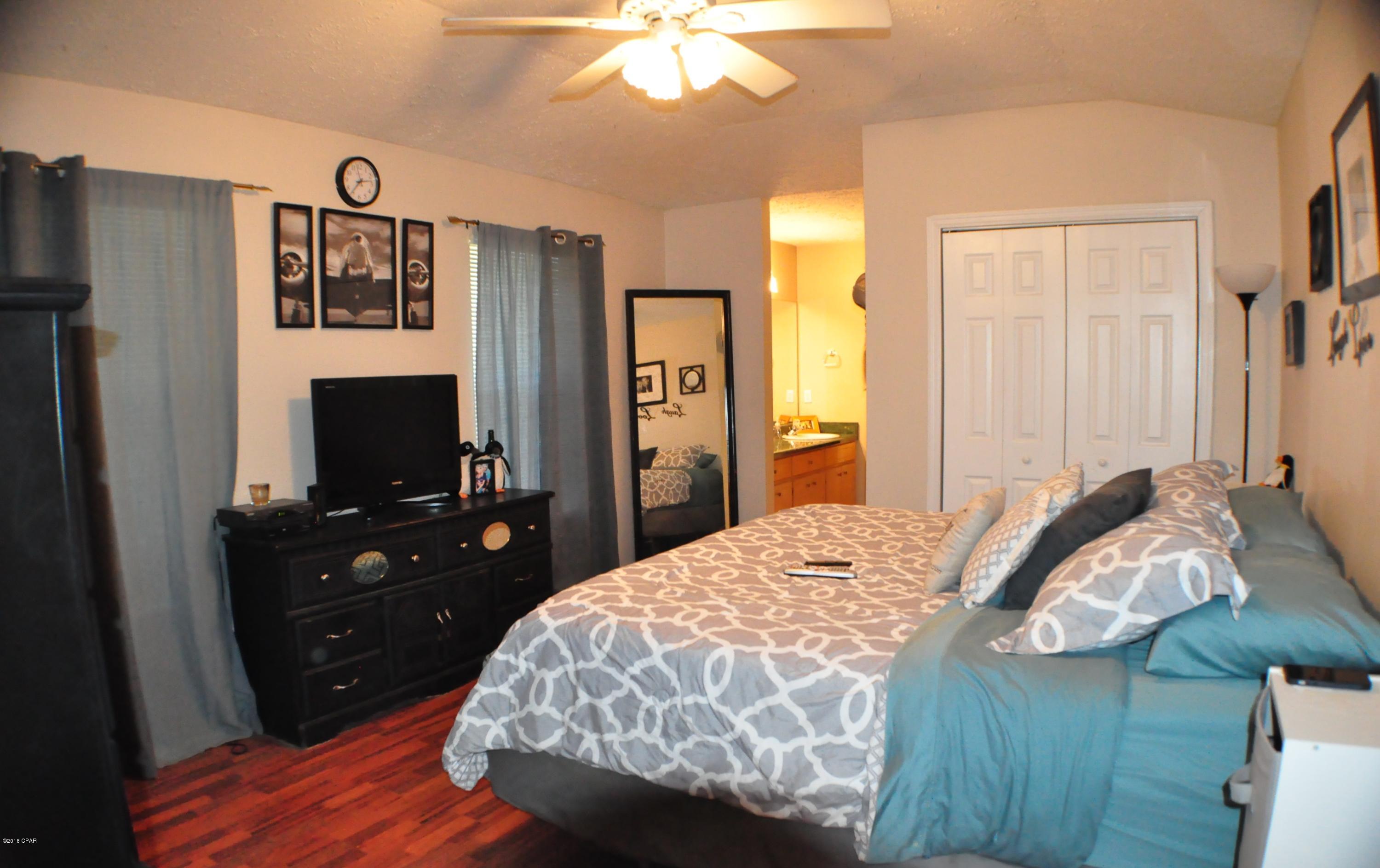 Shadow Bay Unit 5 - Residential