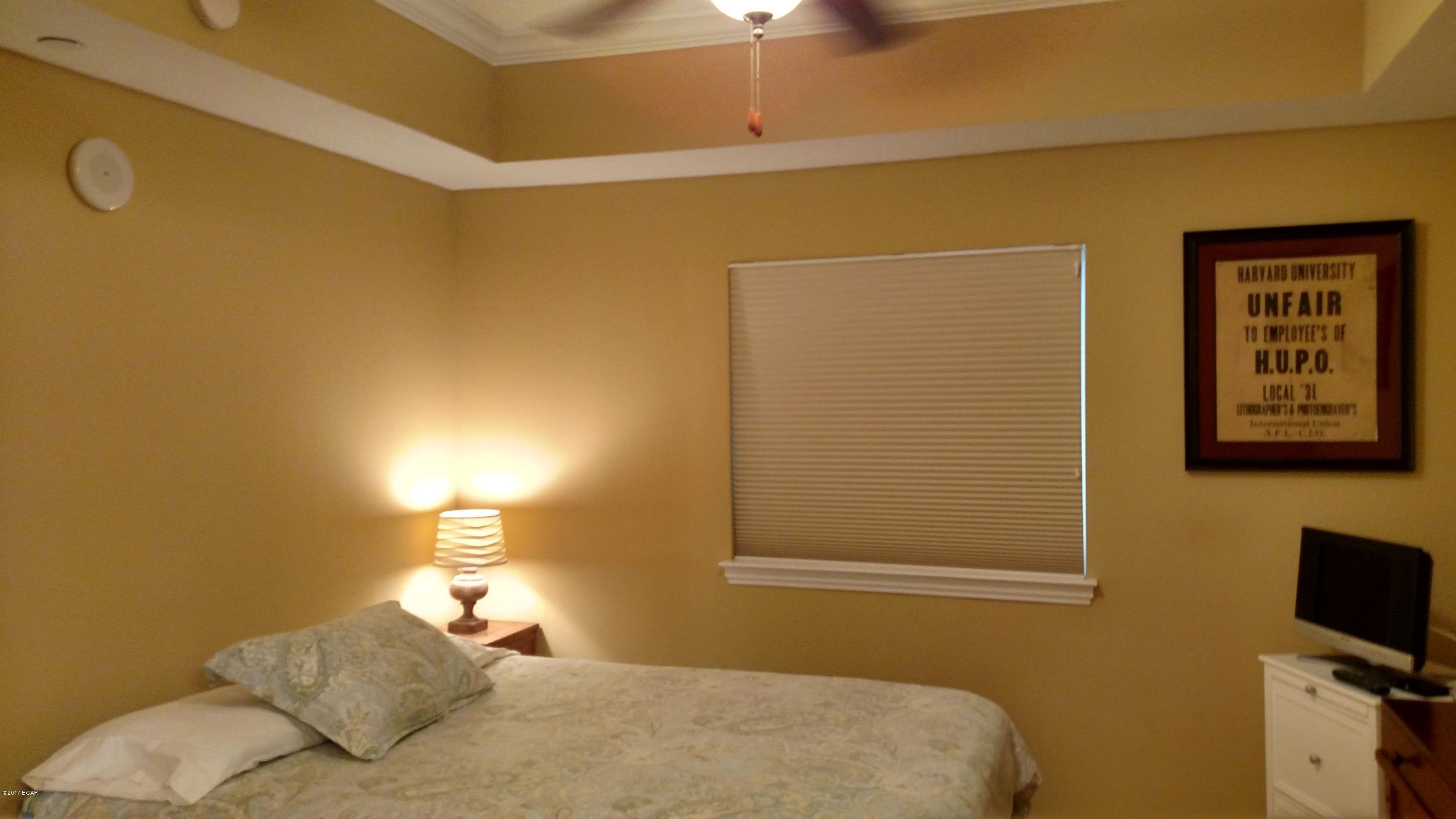 Magnolia Bay Club - Residential