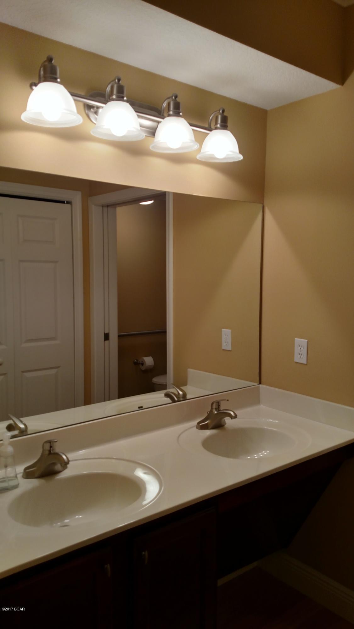 Magnolia Bay Club - Residential