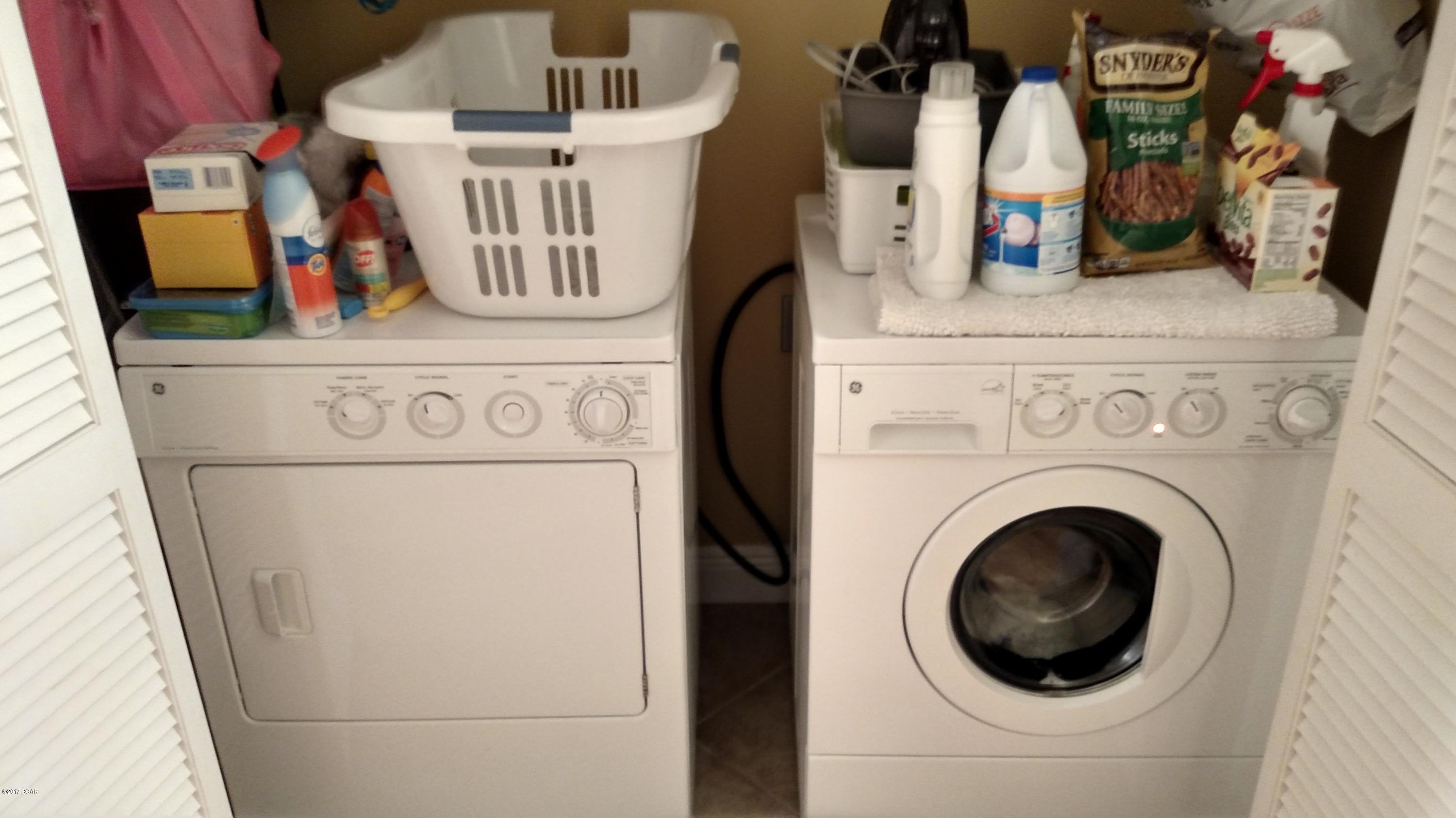 Magnolia Bay Club - Residential