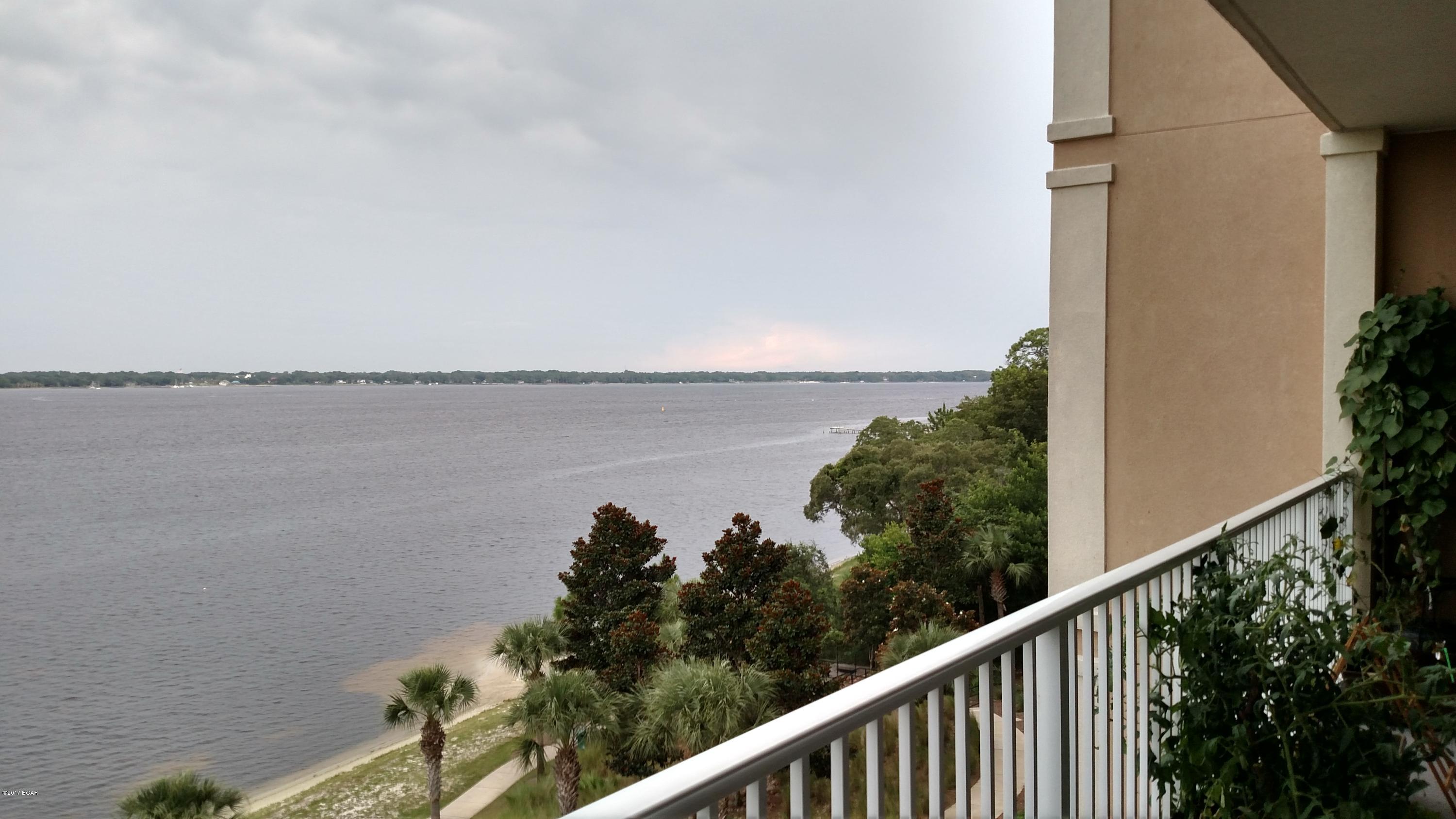 Magnolia Bay Club - Residential