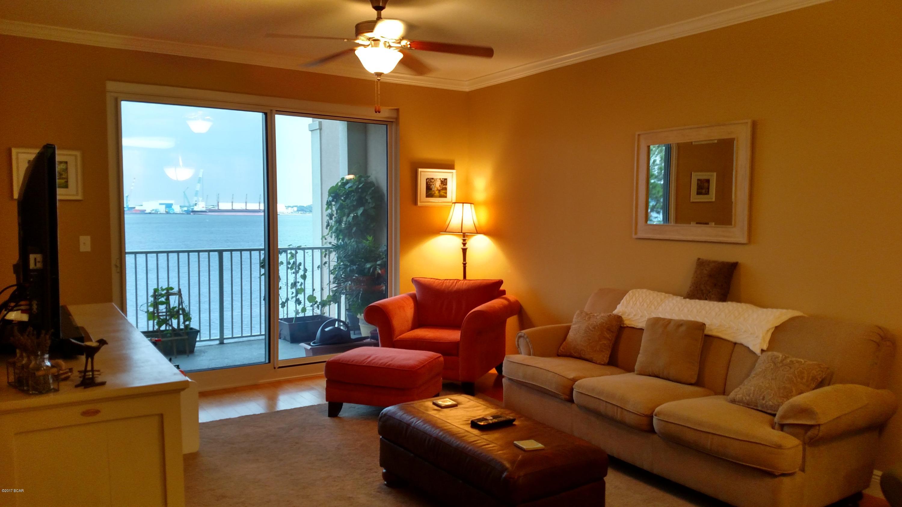 Magnolia Bay Club - Residential