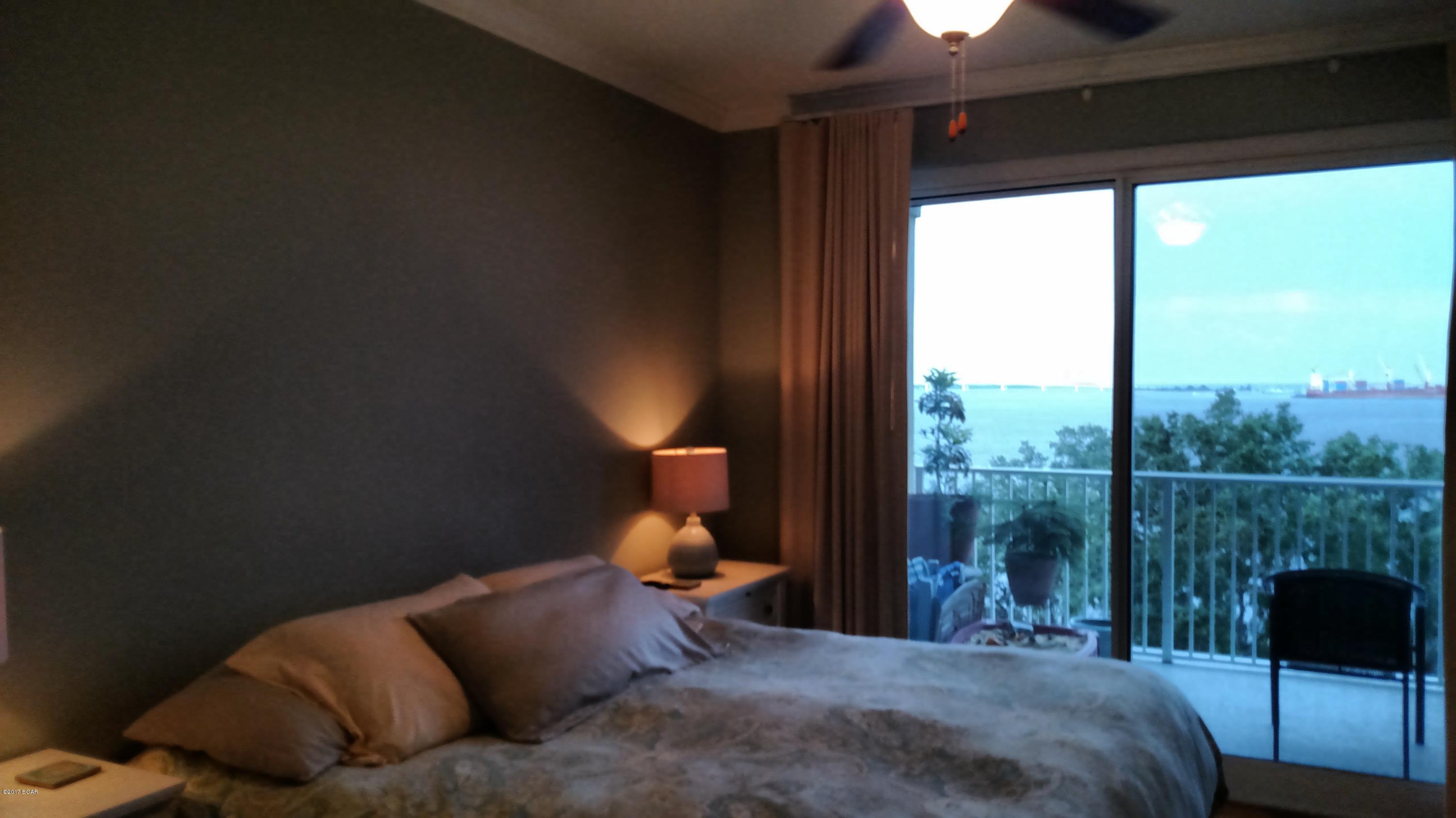 Magnolia Bay Club - Residential