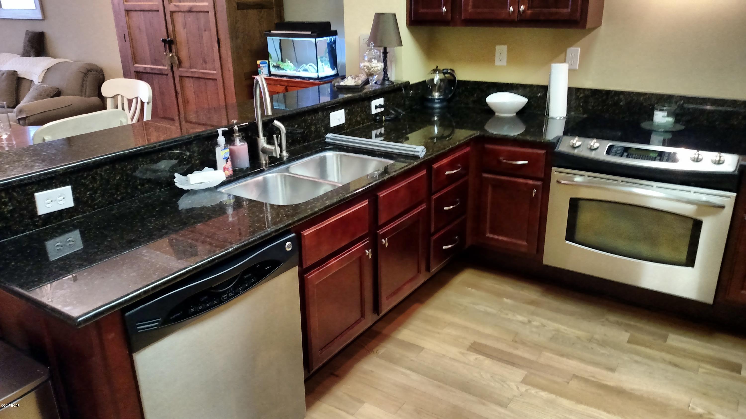 Magnolia Bay Club - Residential