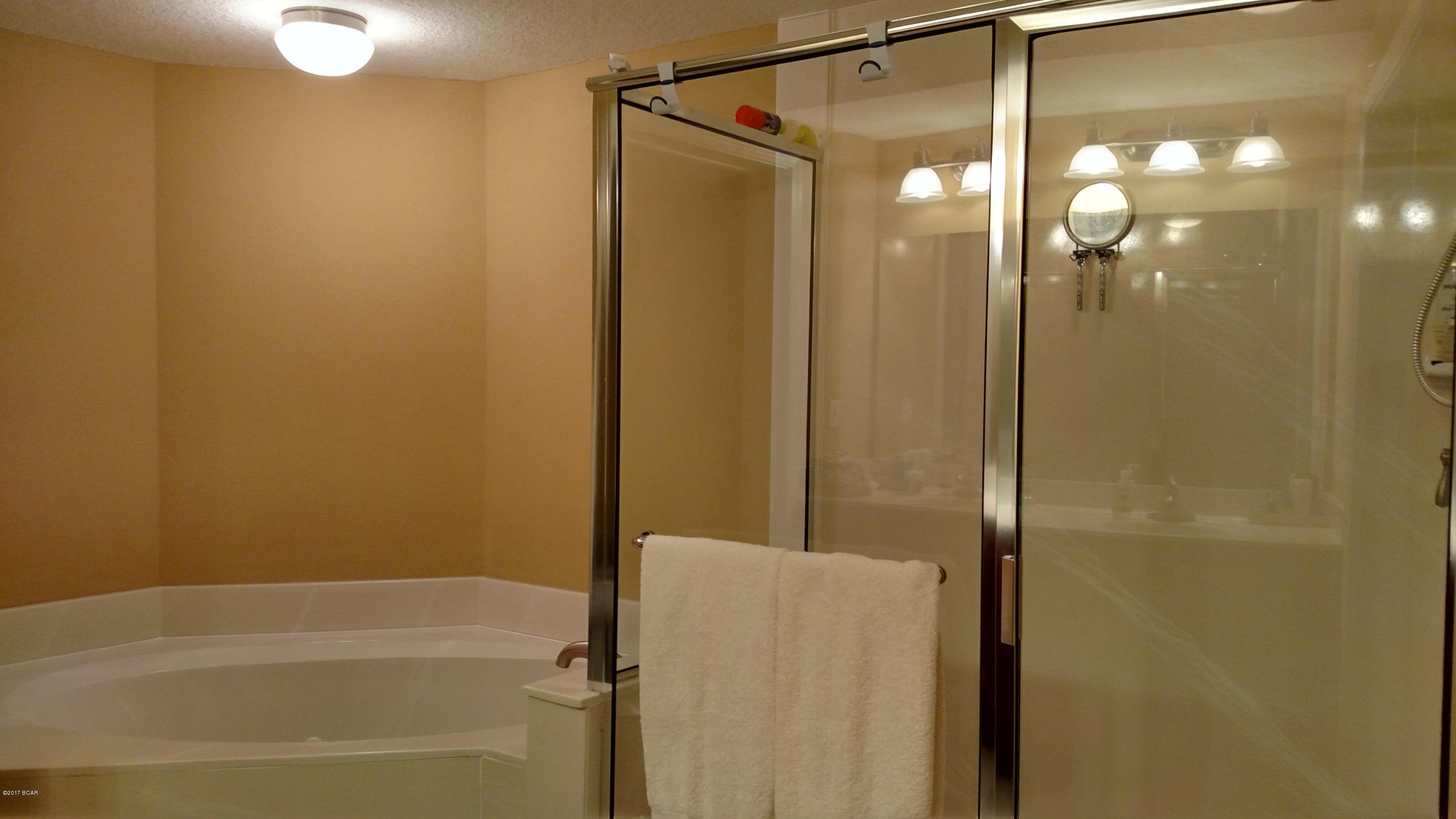 Magnolia Bay Club - Residential