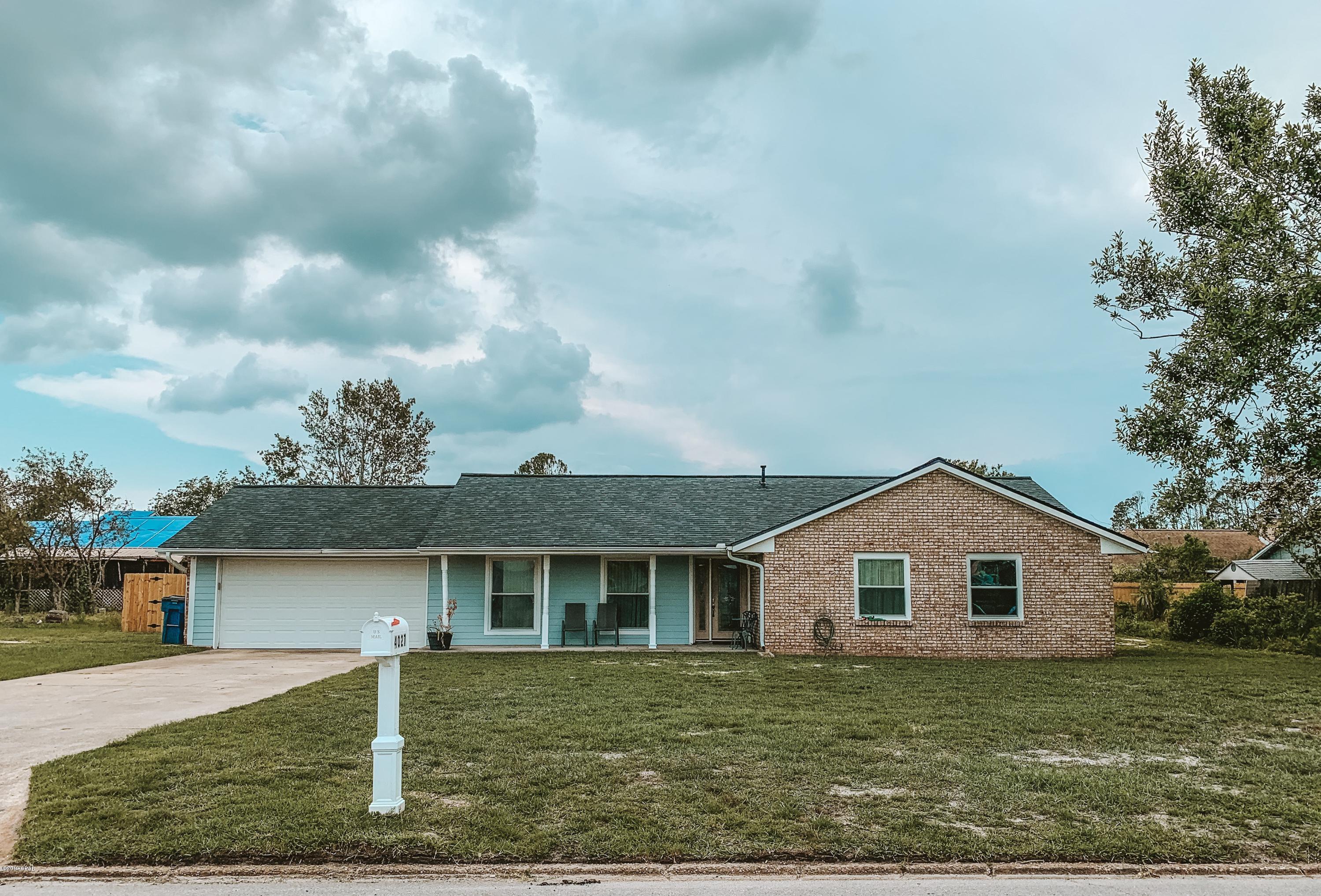 Venetian Villa 1st Add Replat - Residential